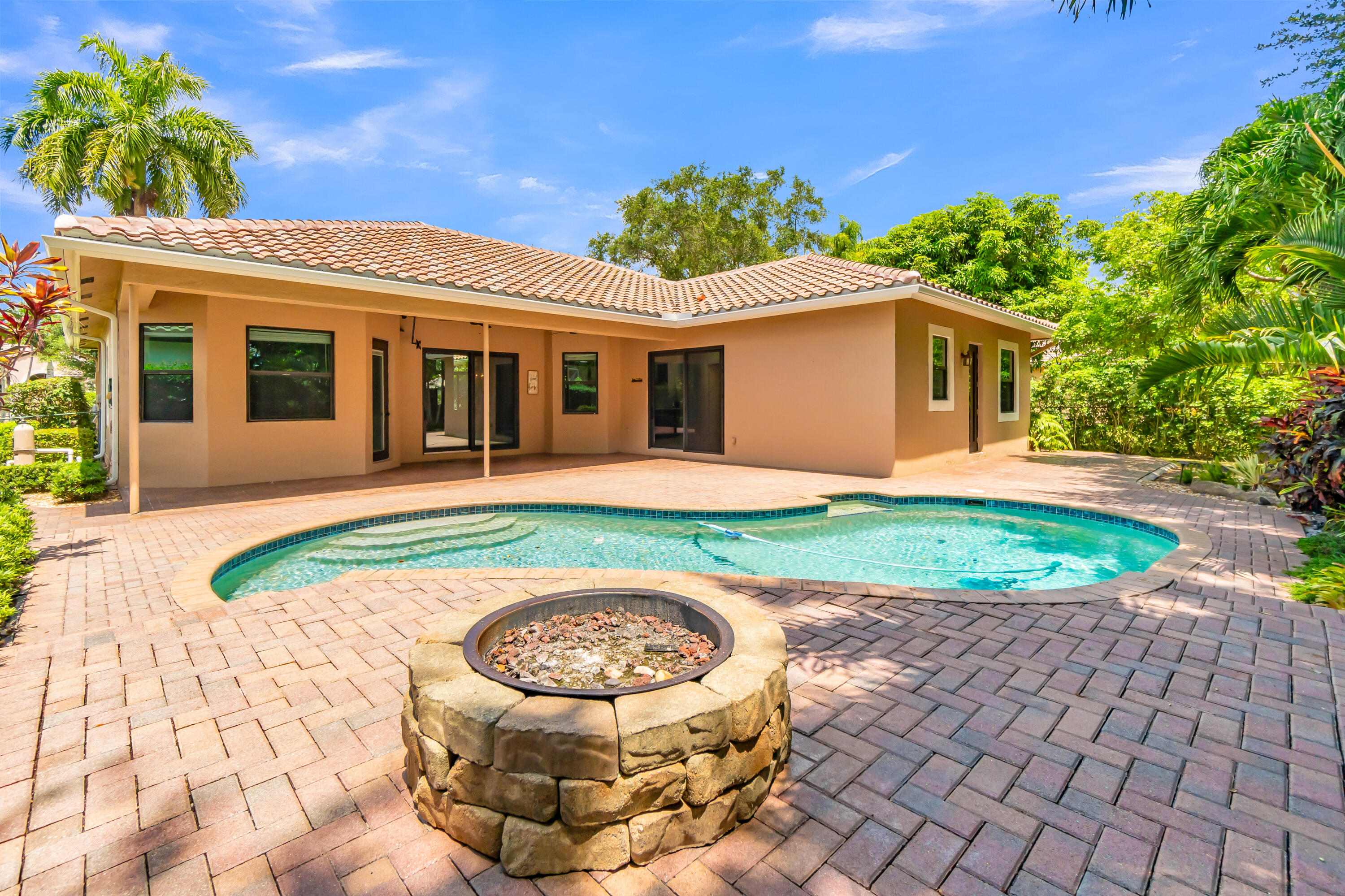 CORAL CREEK REPLAT NO 2 - Residential