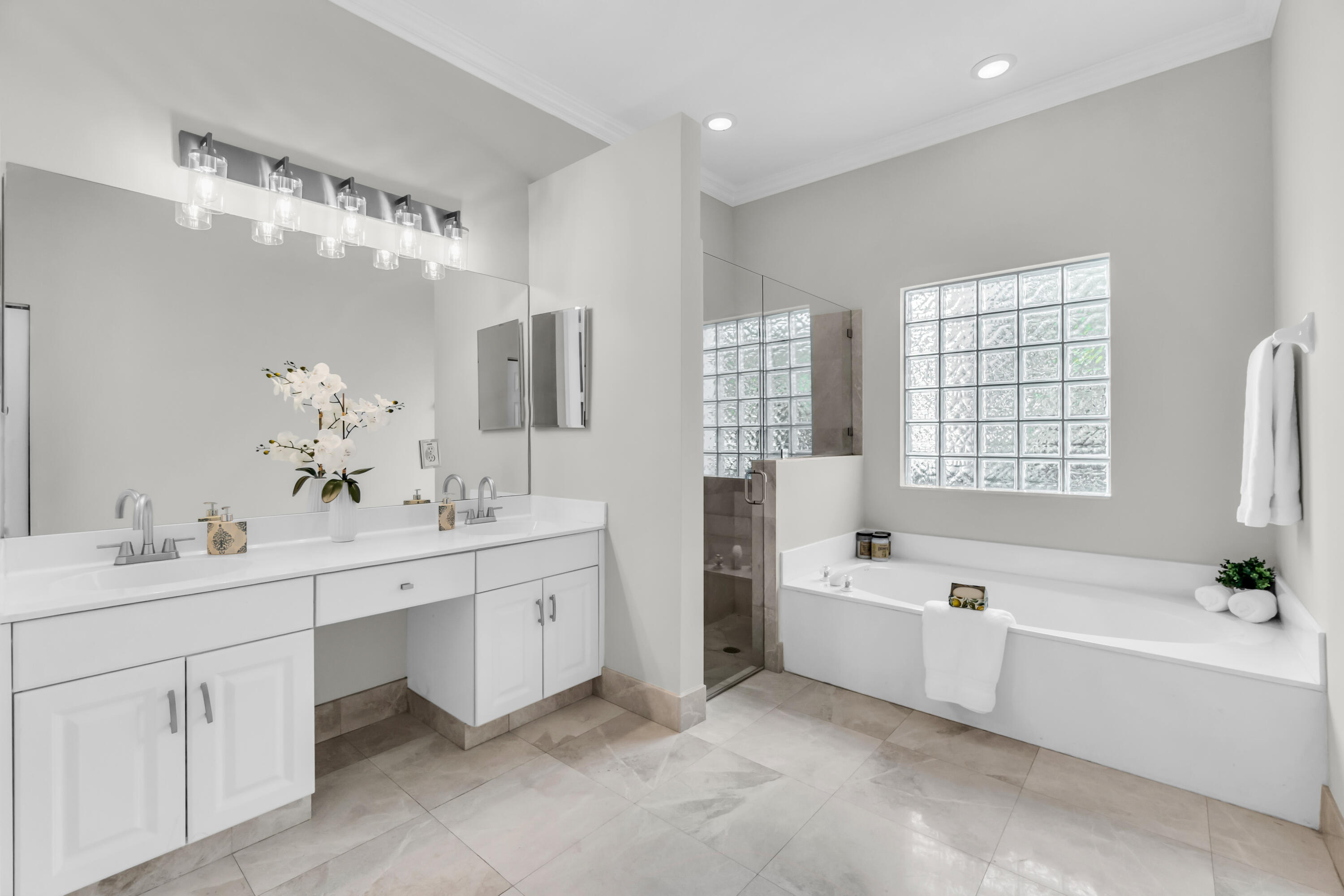 CORAL CREEK REPLAT NO 2 - Residential
