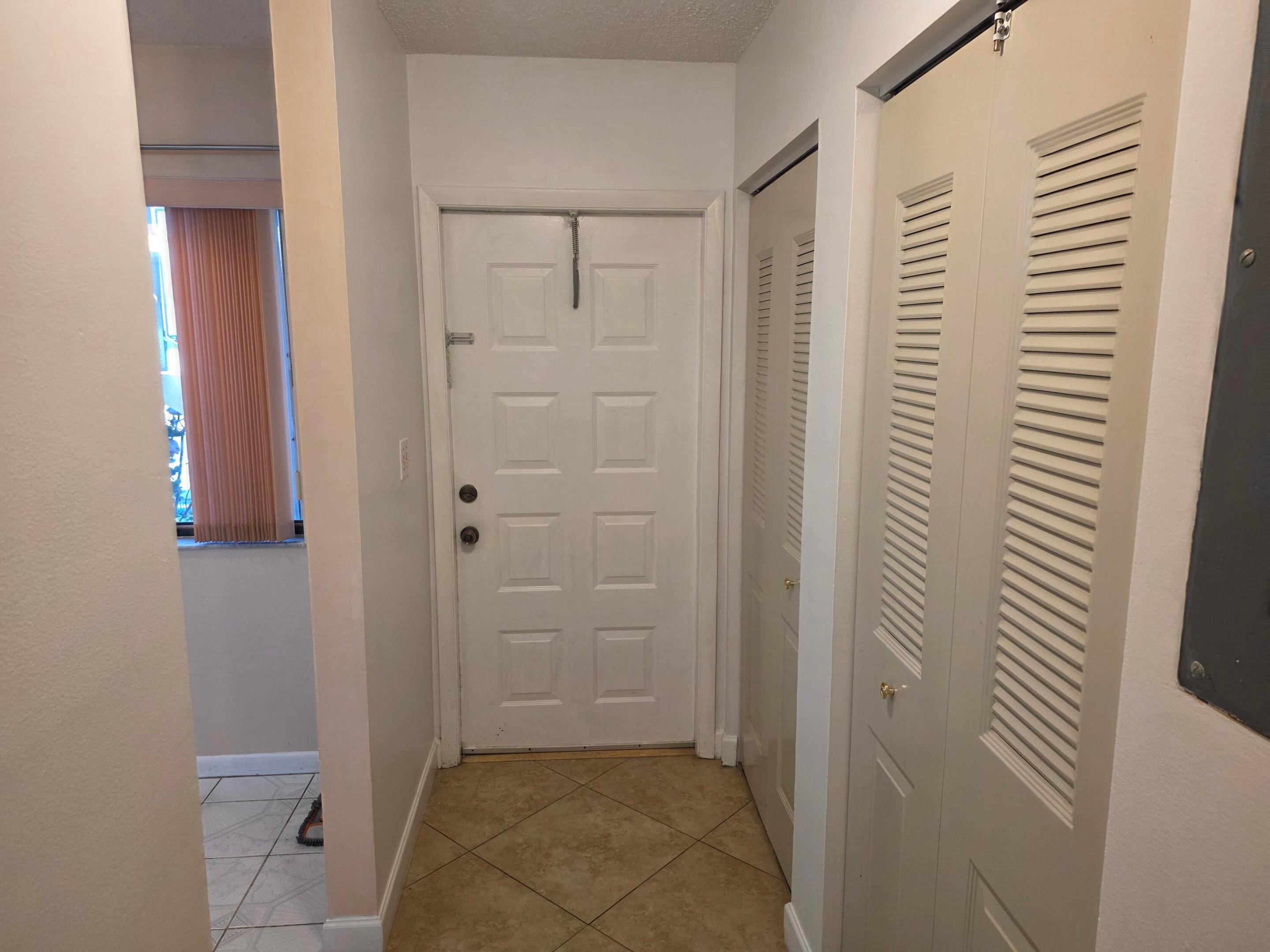 WINDWOOD ISLES CONDO - Residential Lease