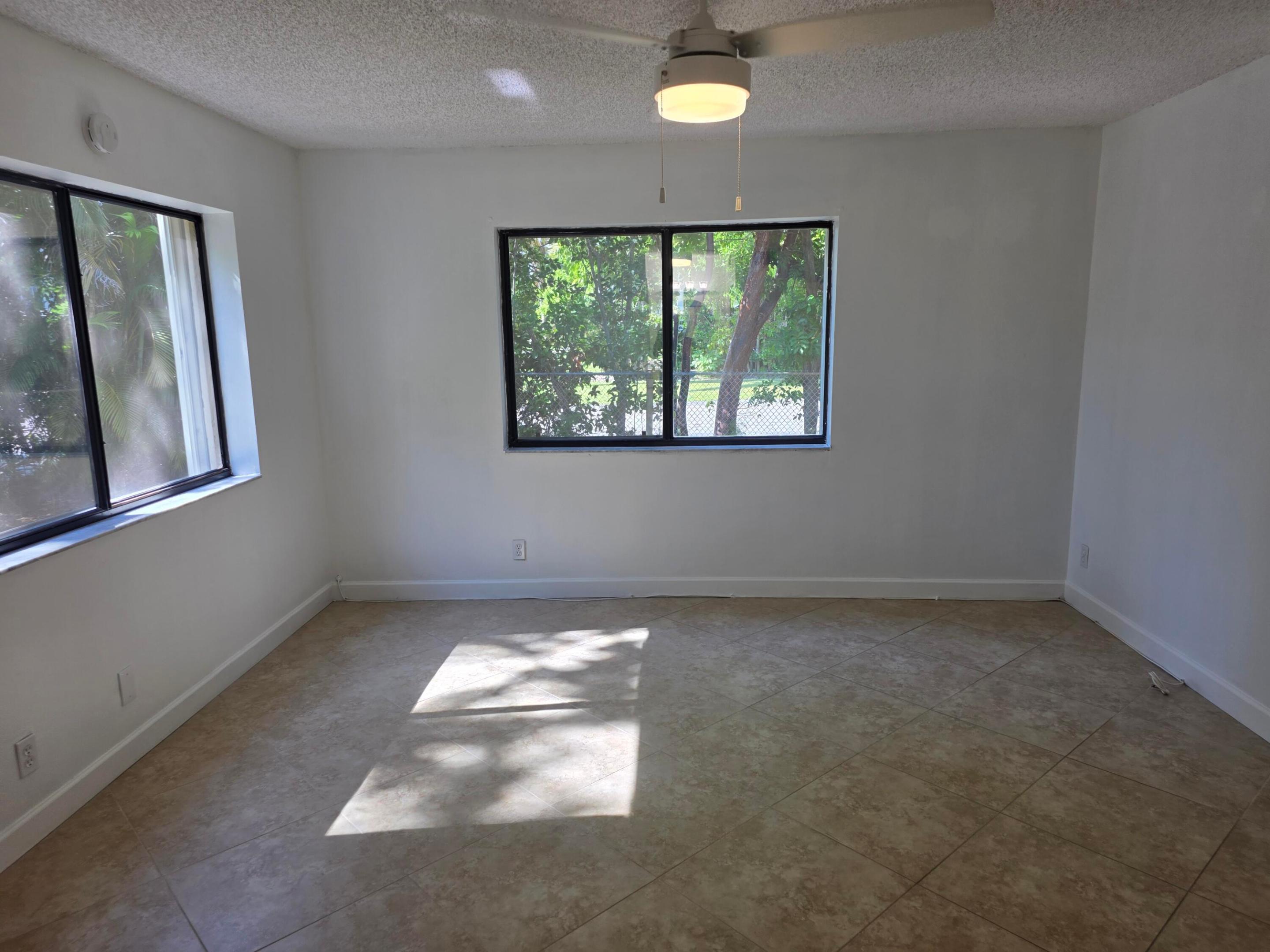 WINDWOOD ISLES CONDO - Residential Lease