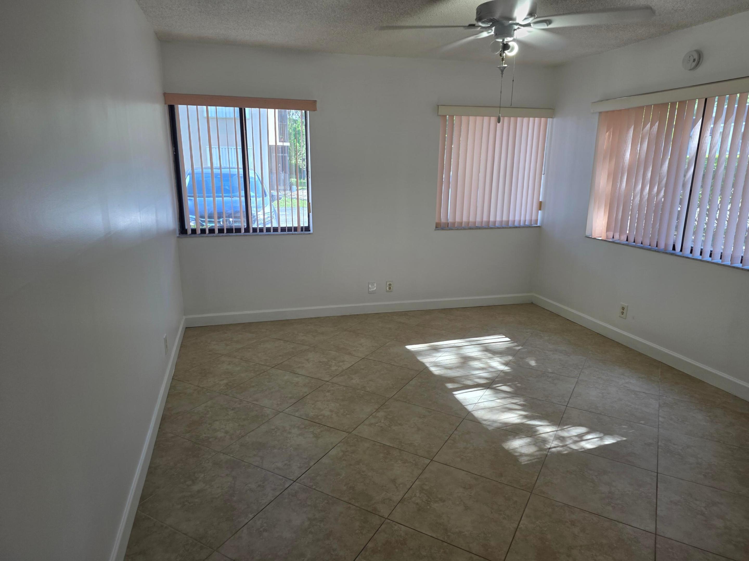 WINDWOOD ISLES CONDO - Residential Lease