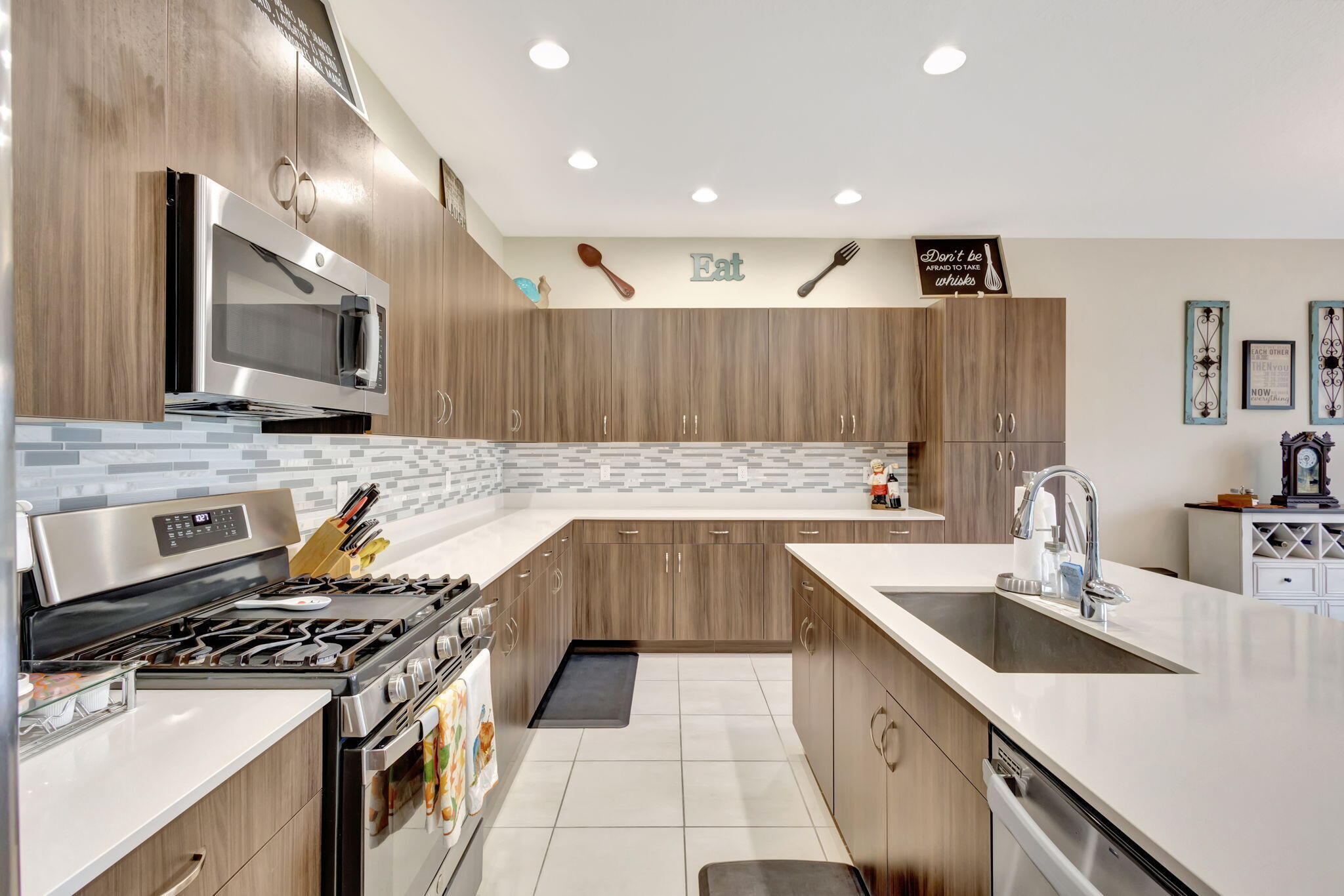 SKY COVE - Residential