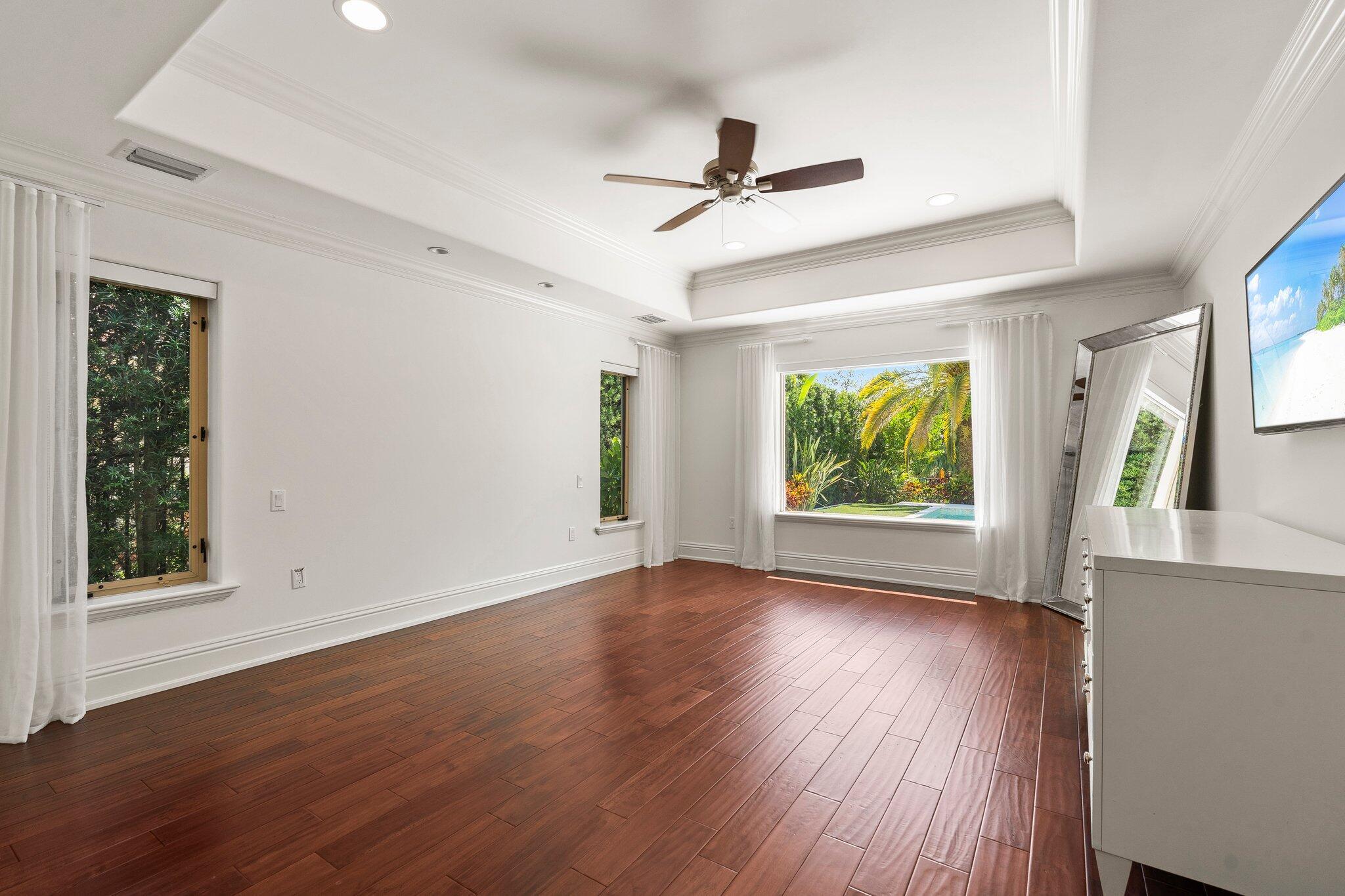 INTRACOASTAL PARK - Residential