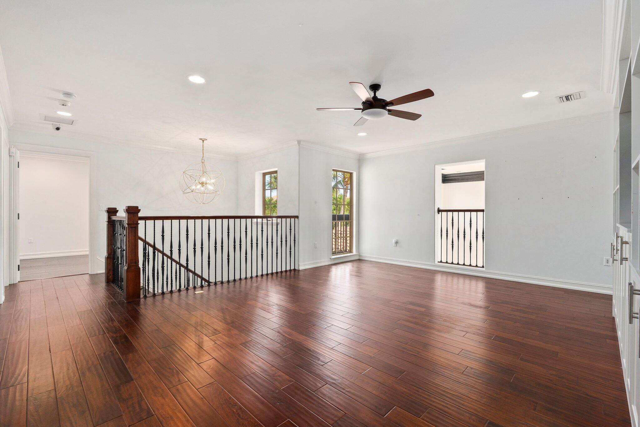 INTRACOASTAL PARK - Residential