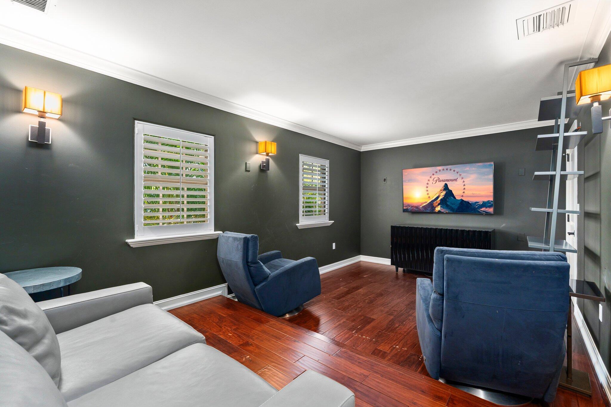 INTRACOASTAL PARK - Residential