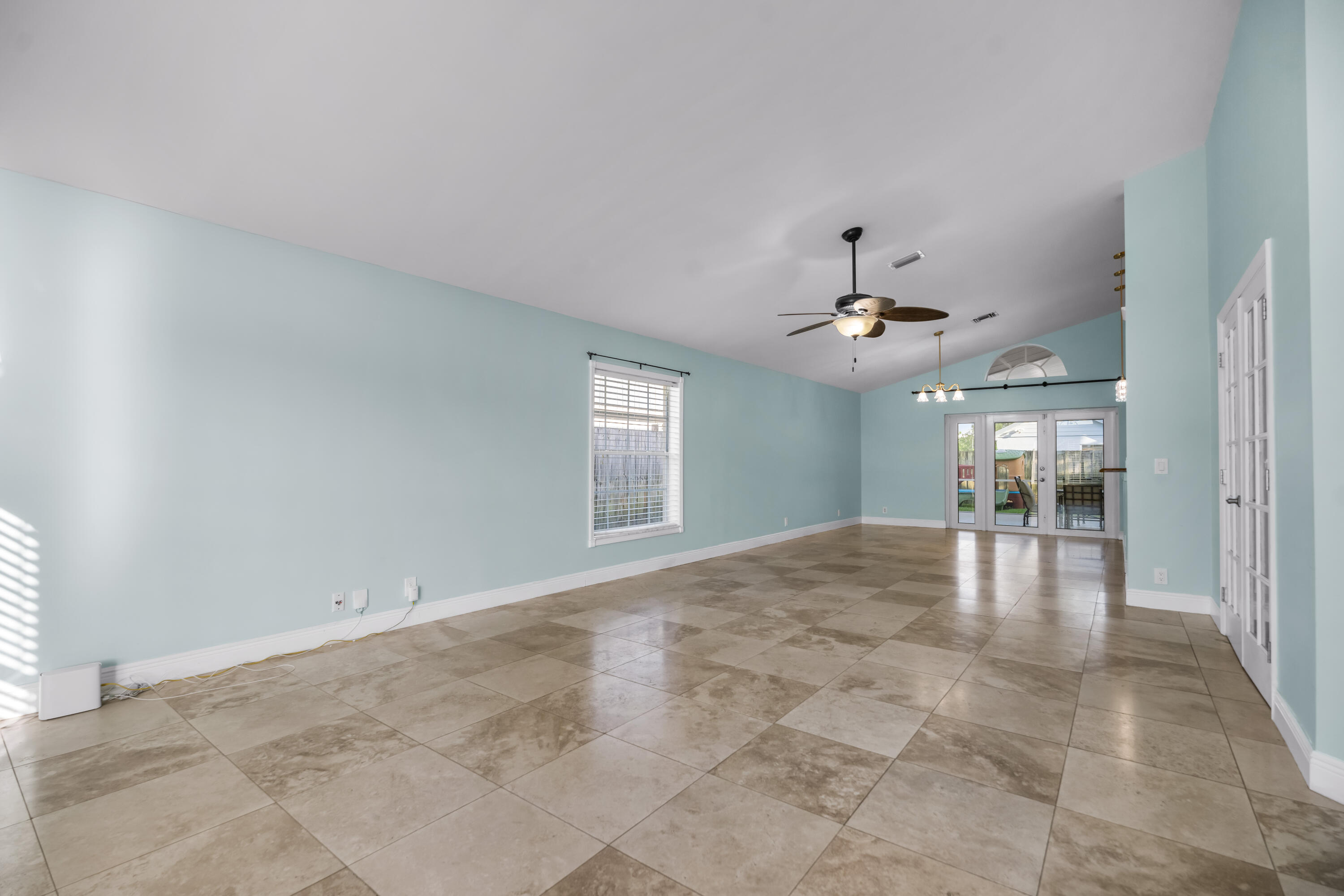 NORTH PALM BEACH HEIGHTS SEC 3 - Residential