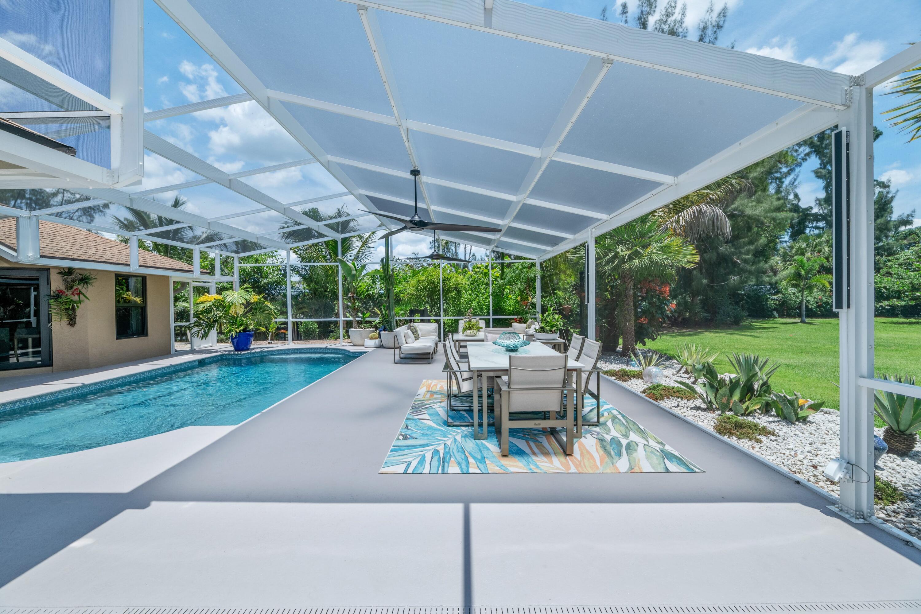 LOXAHATCHEE GROVES IN - Residential