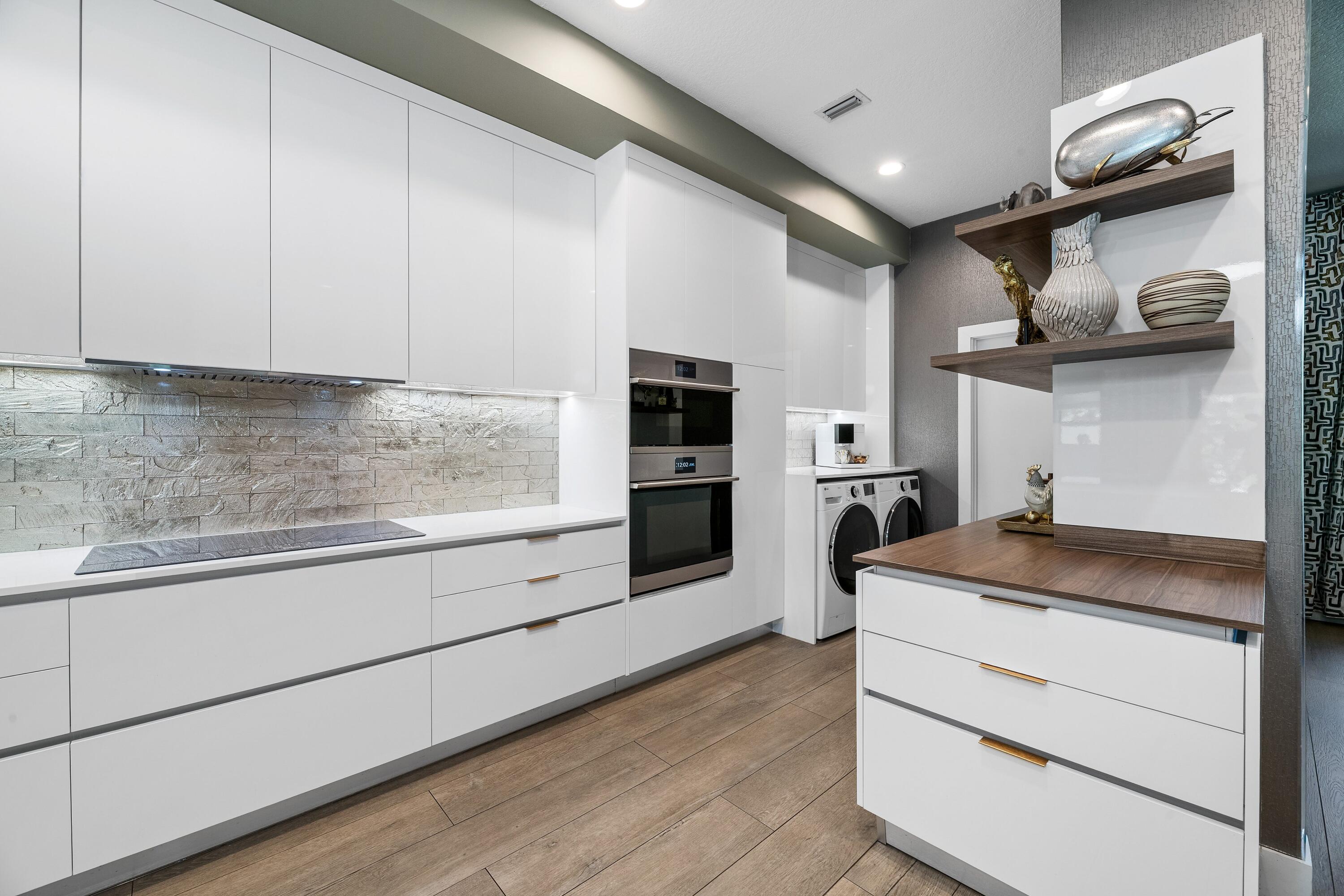 LOXAHATCHEE GROVES IN - Residential
