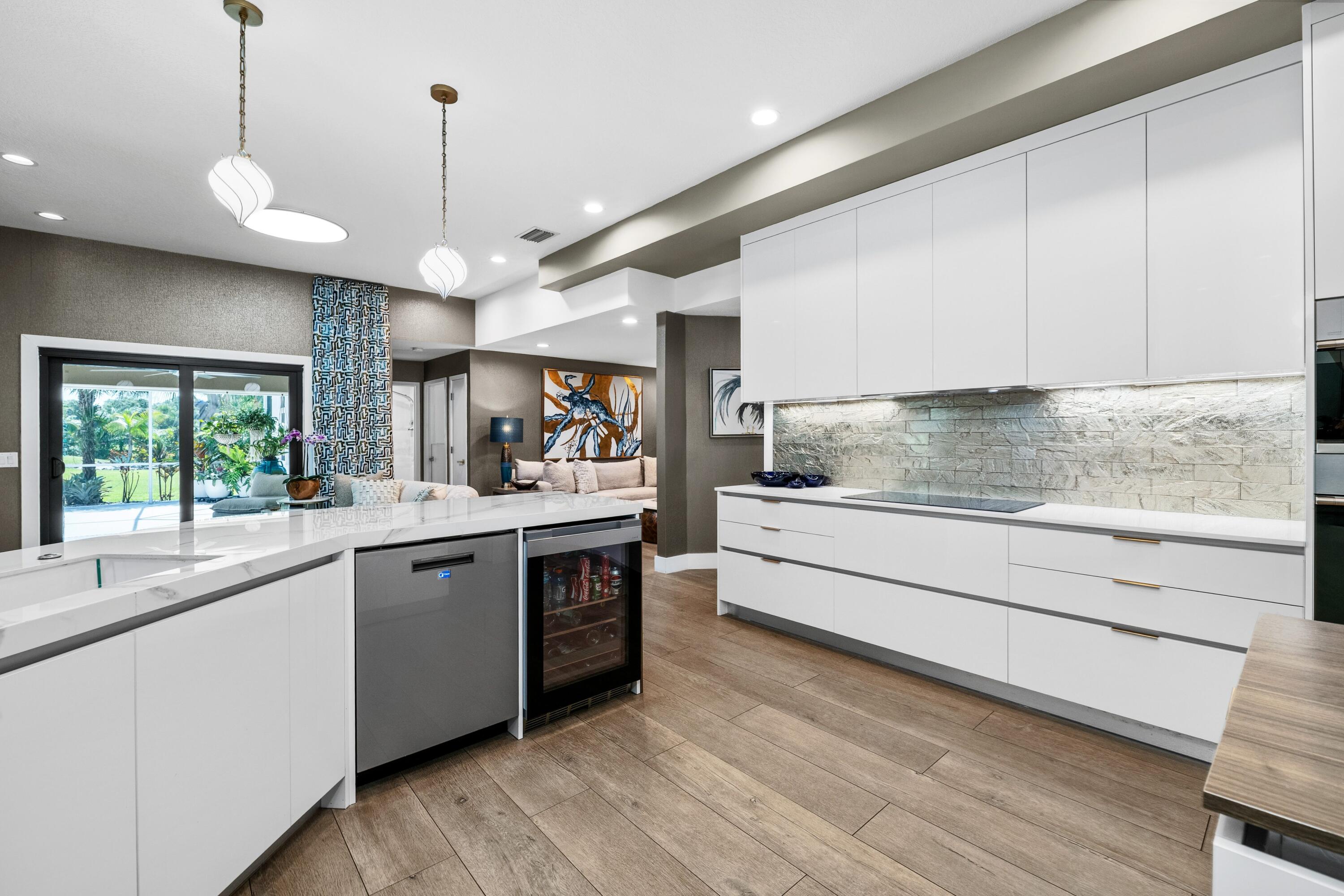 LOXAHATCHEE GROVES IN - Residential