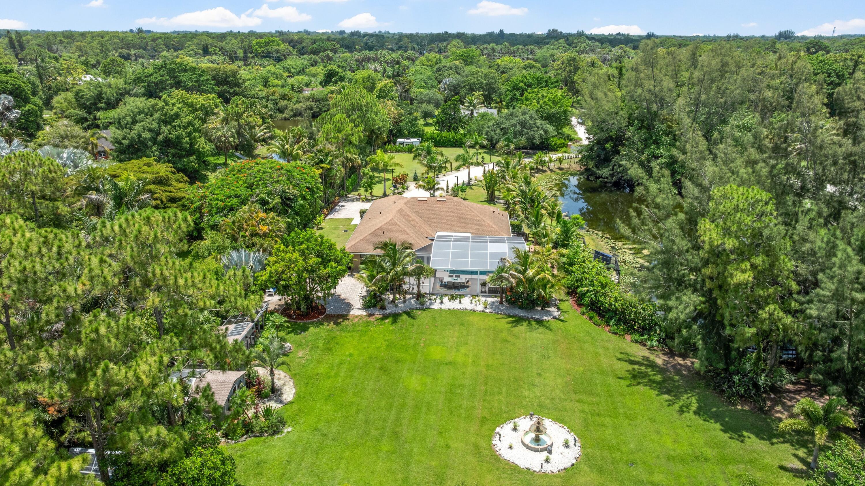 LOXAHATCHEE GROVES IN - Residential