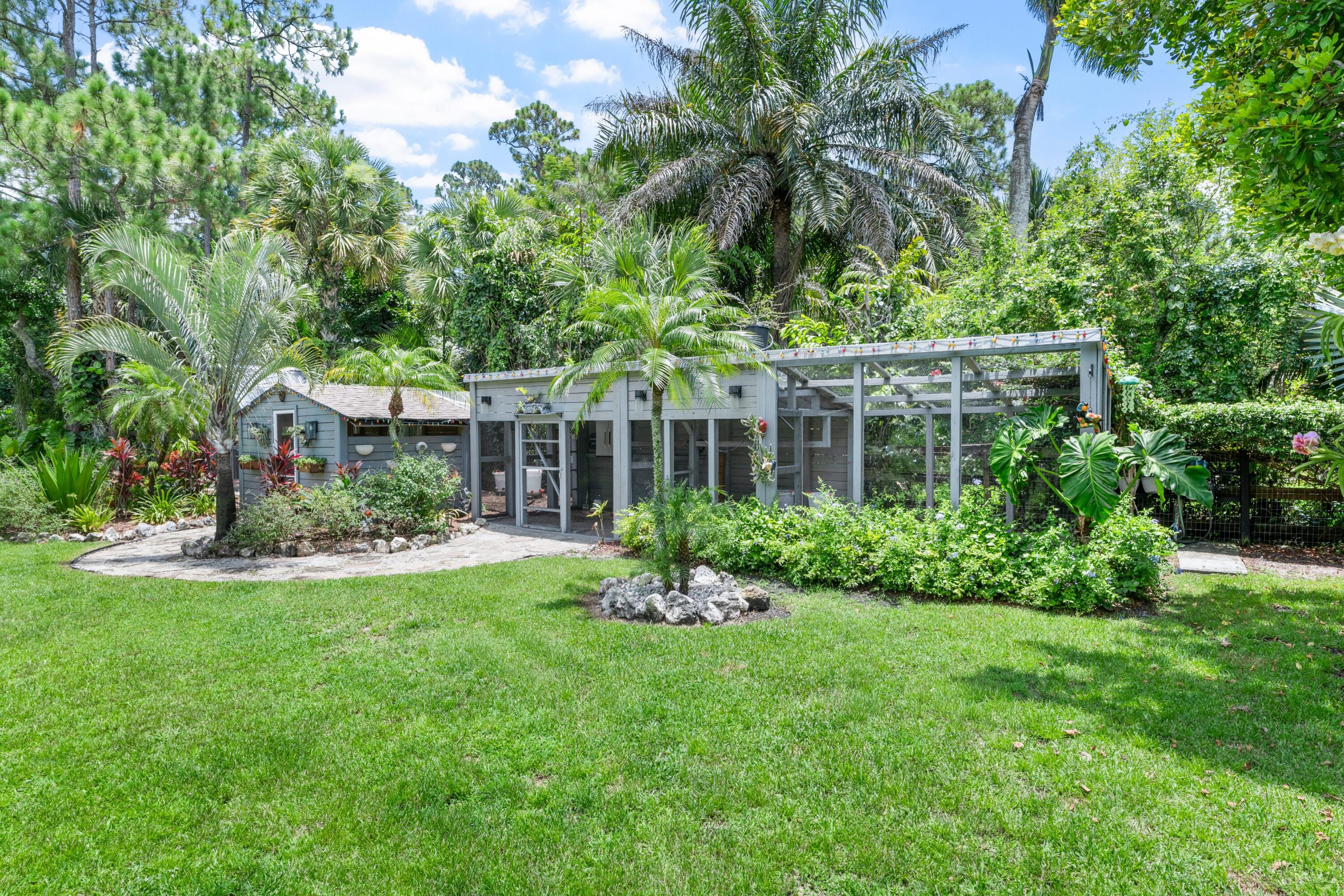 LOXAHATCHEE GROVES IN - Residential
