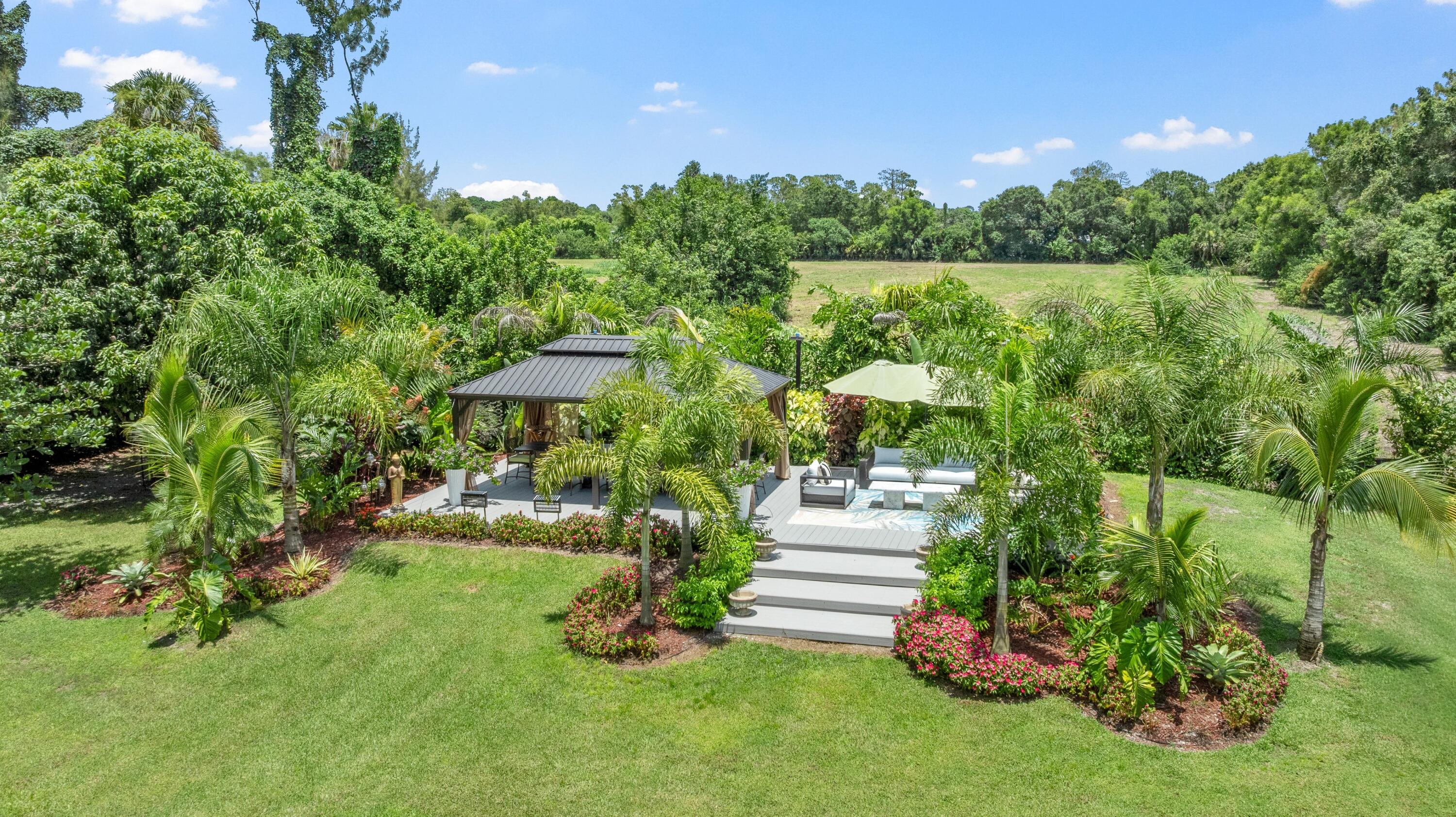 LOXAHATCHEE GROVES IN - Residential