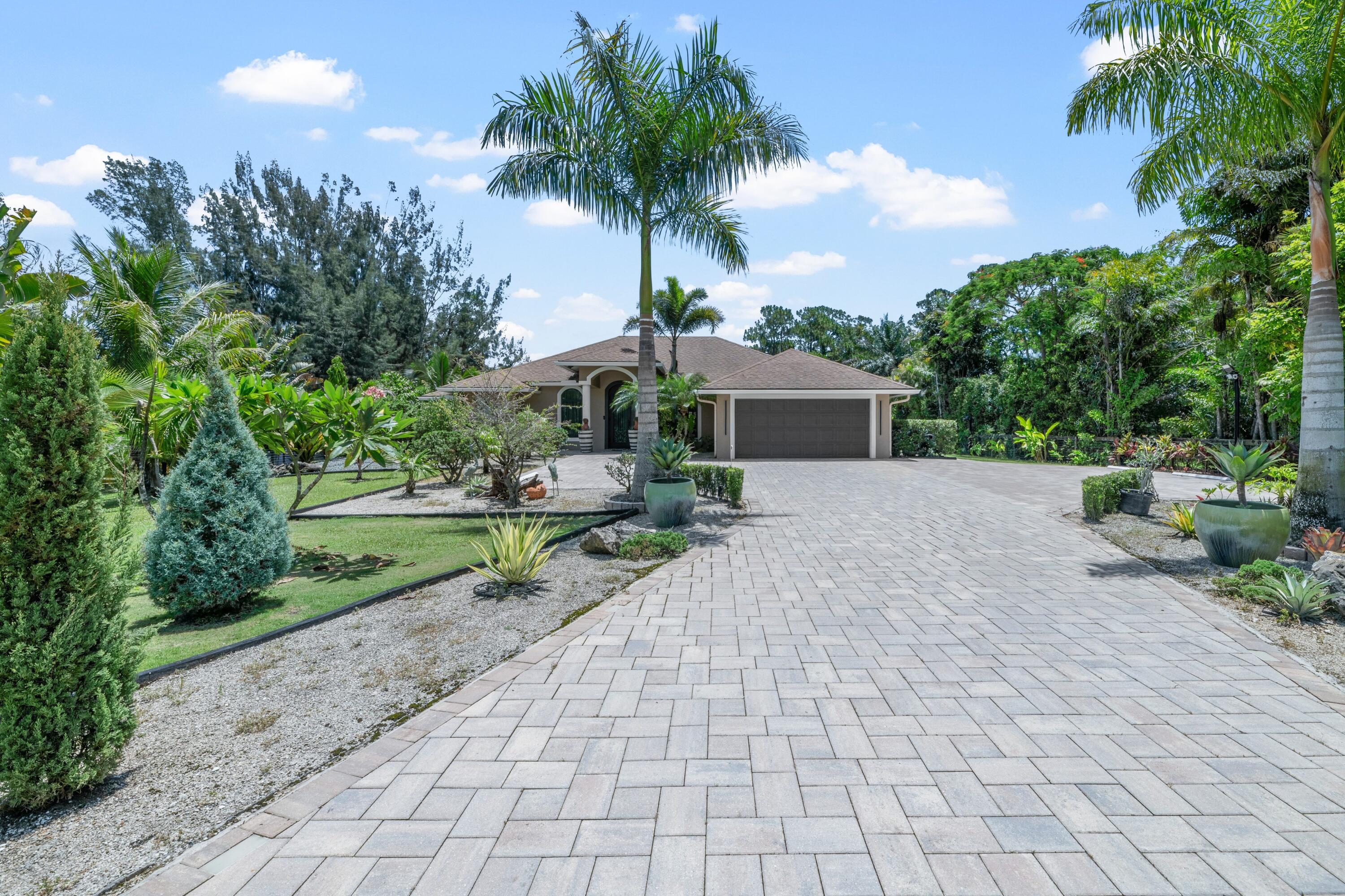 LOXAHATCHEE GROVES IN - Residential