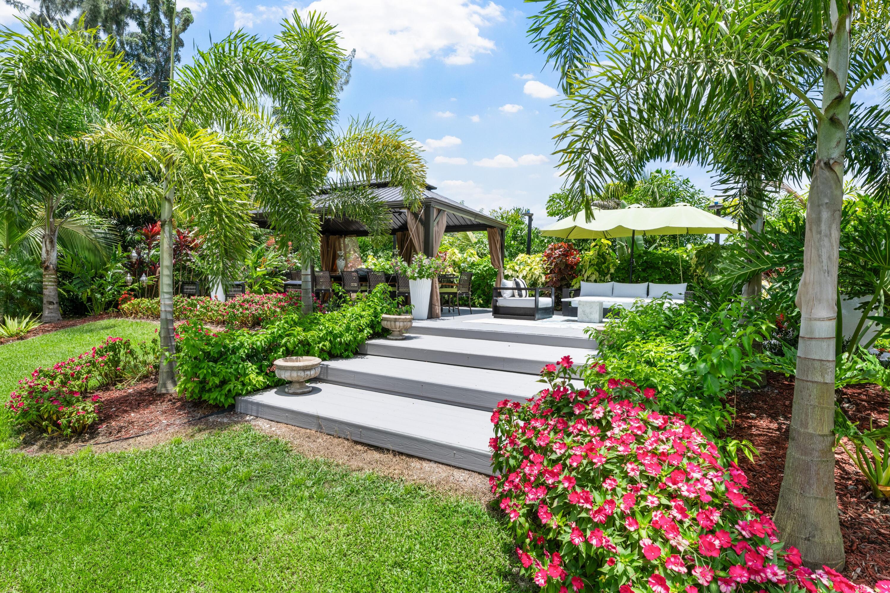 LOXAHATCHEE GROVES IN - Residential