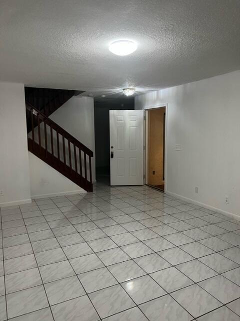 COURTYARDS AT BOCA I - Residential Lease