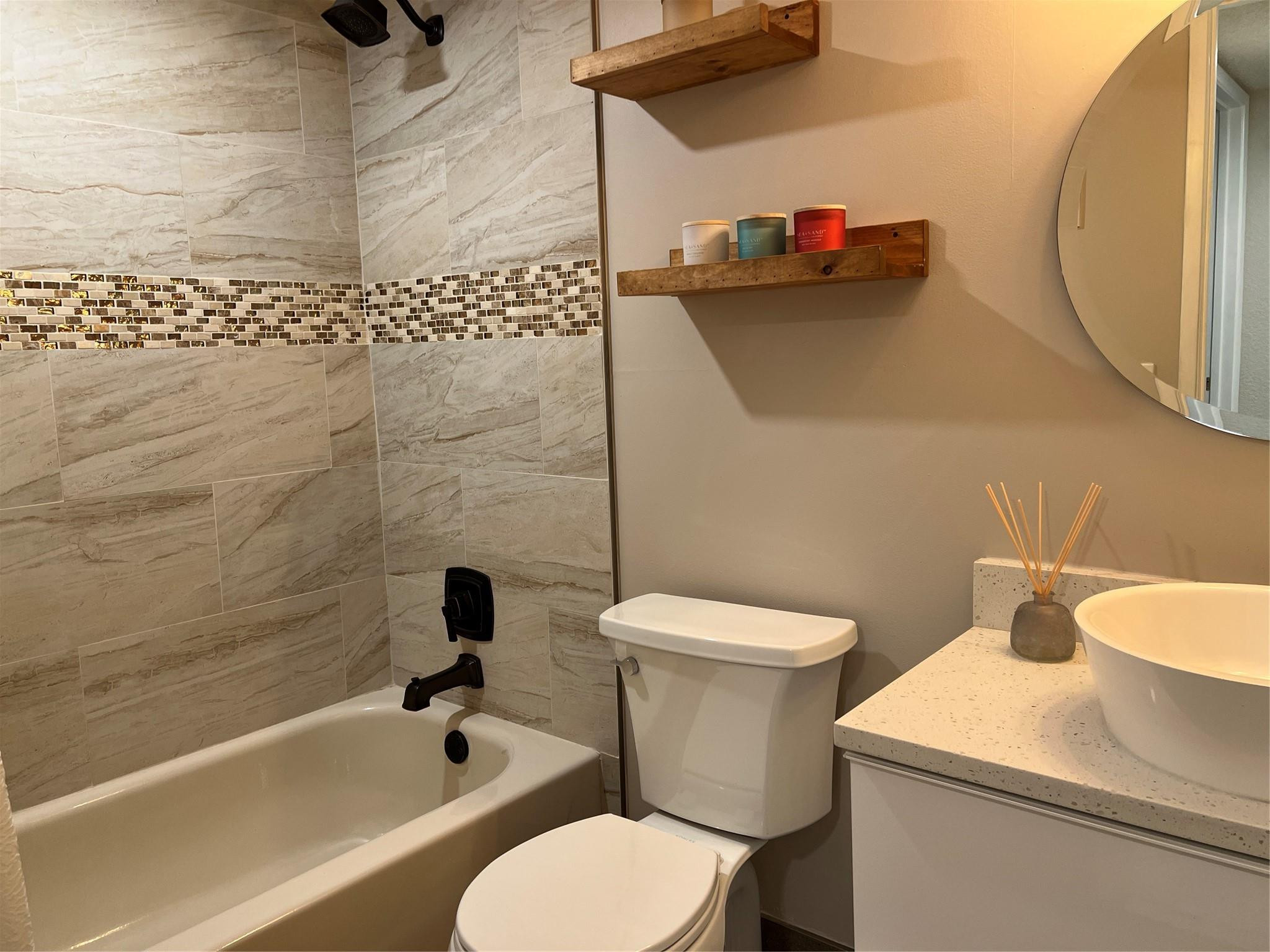 CYPRESS BEND CONDOMINIUM V - Residential Lease