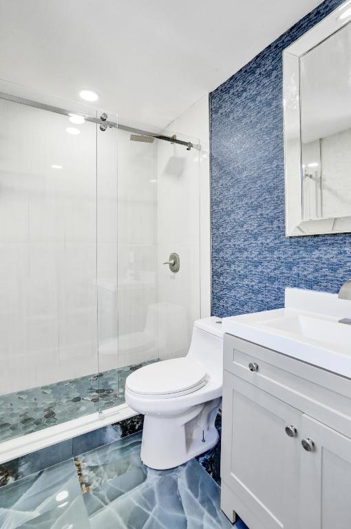 CRYSTAL VIEW TOWNHOMES - Residential