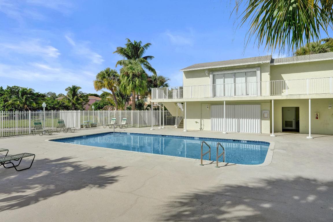 CRYSTAL VIEW TOWNHOMES - Residential