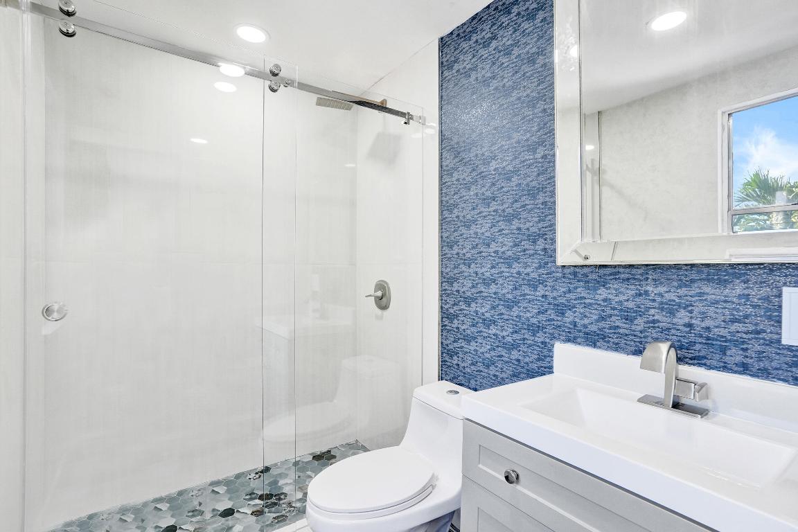 CRYSTAL VIEW TOWNHOMES - Residential