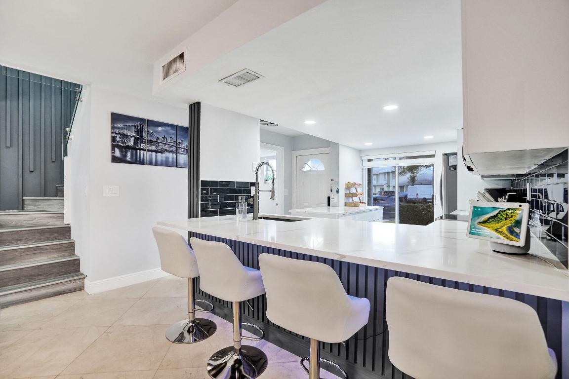 CRYSTAL VIEW TOWNHOMES - Residential
