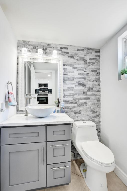 CRYSTAL VIEW TOWNHOMES - Residential