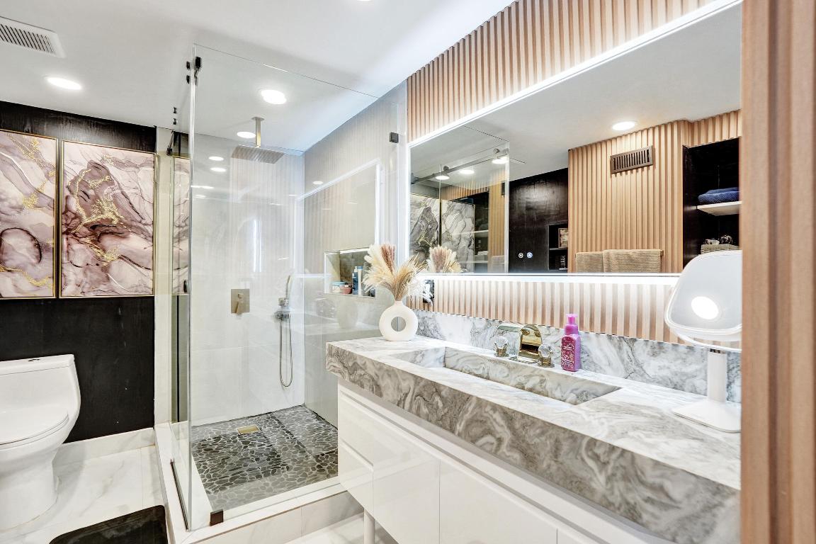 CRYSTAL VIEW TOWNHOMES - Residential