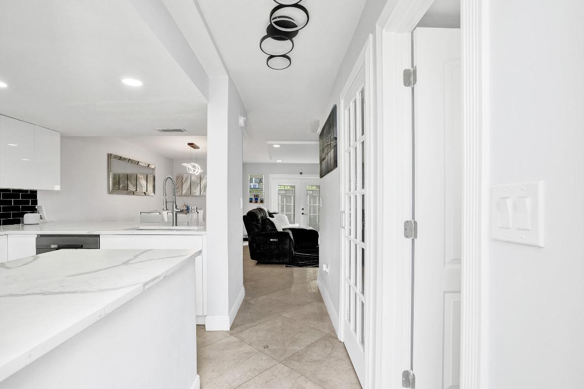 CRYSTAL VIEW TOWNHOMES - Residential