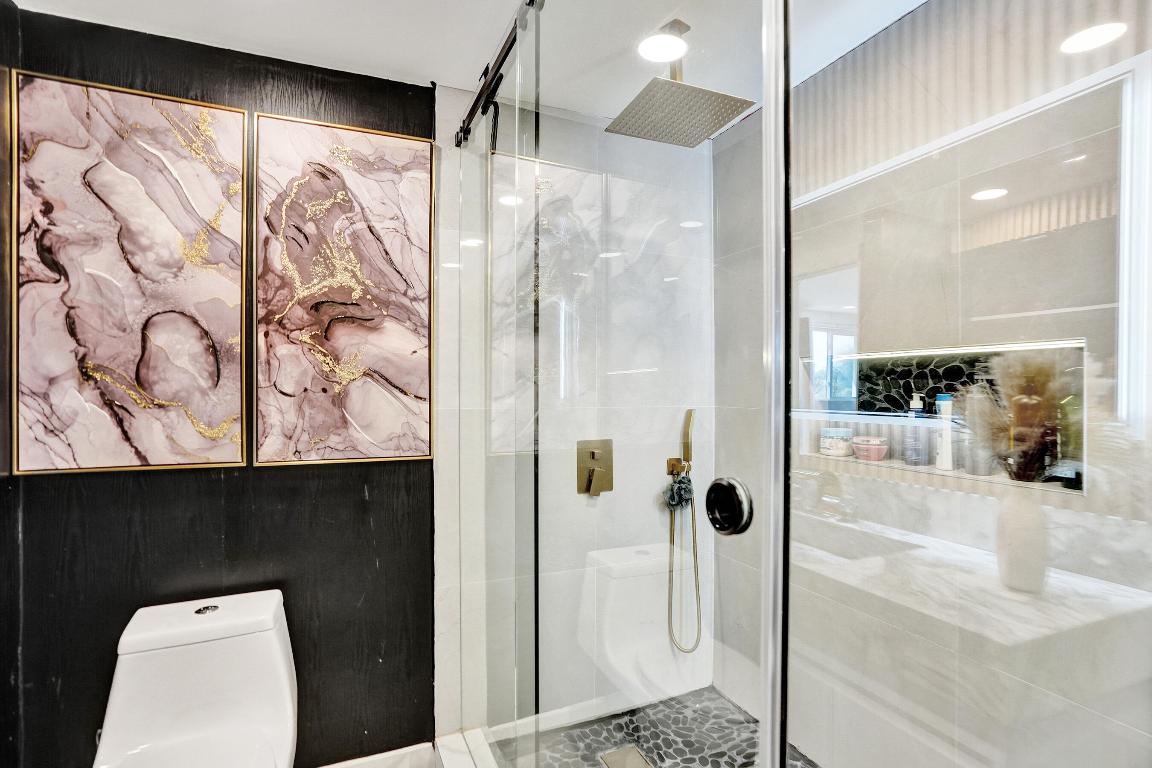CRYSTAL VIEW TOWNHOMES - Residential