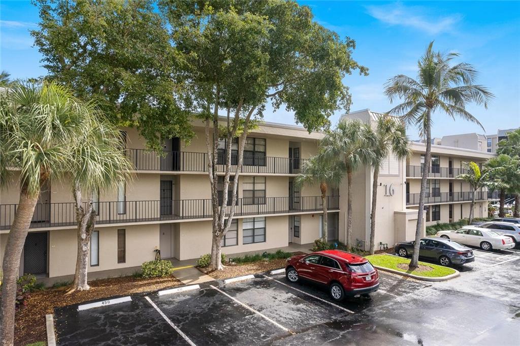 Boca Bayou - Residential