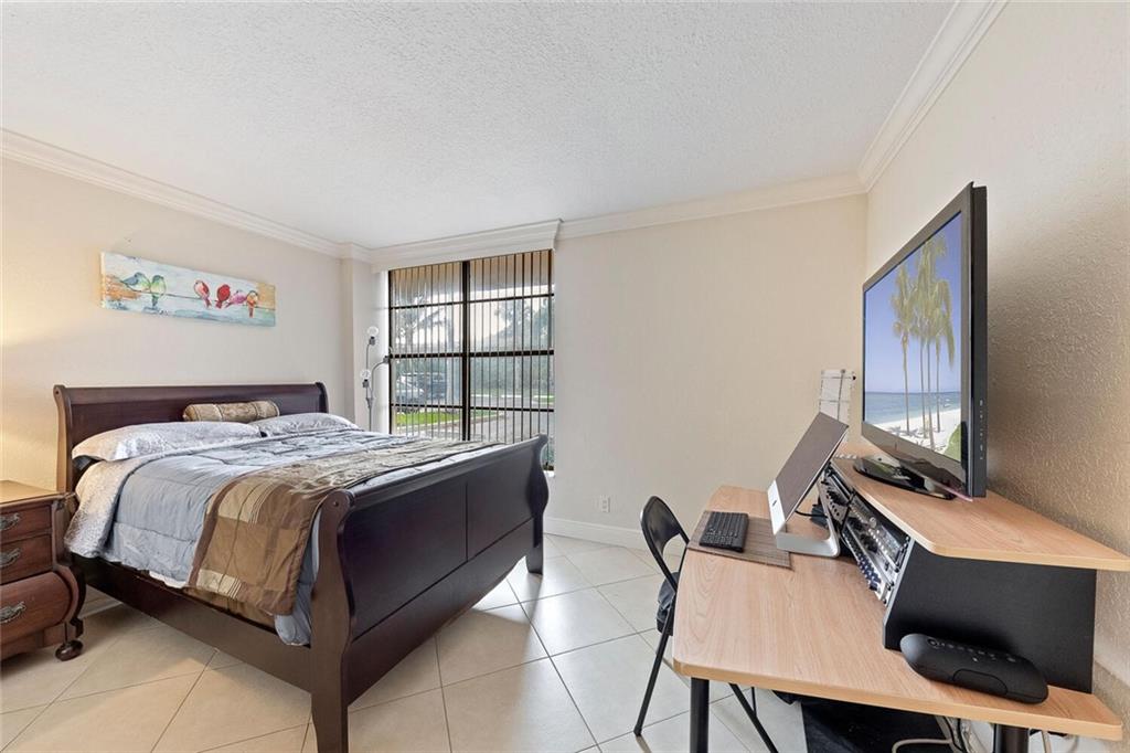 Boca Bayou - Residential