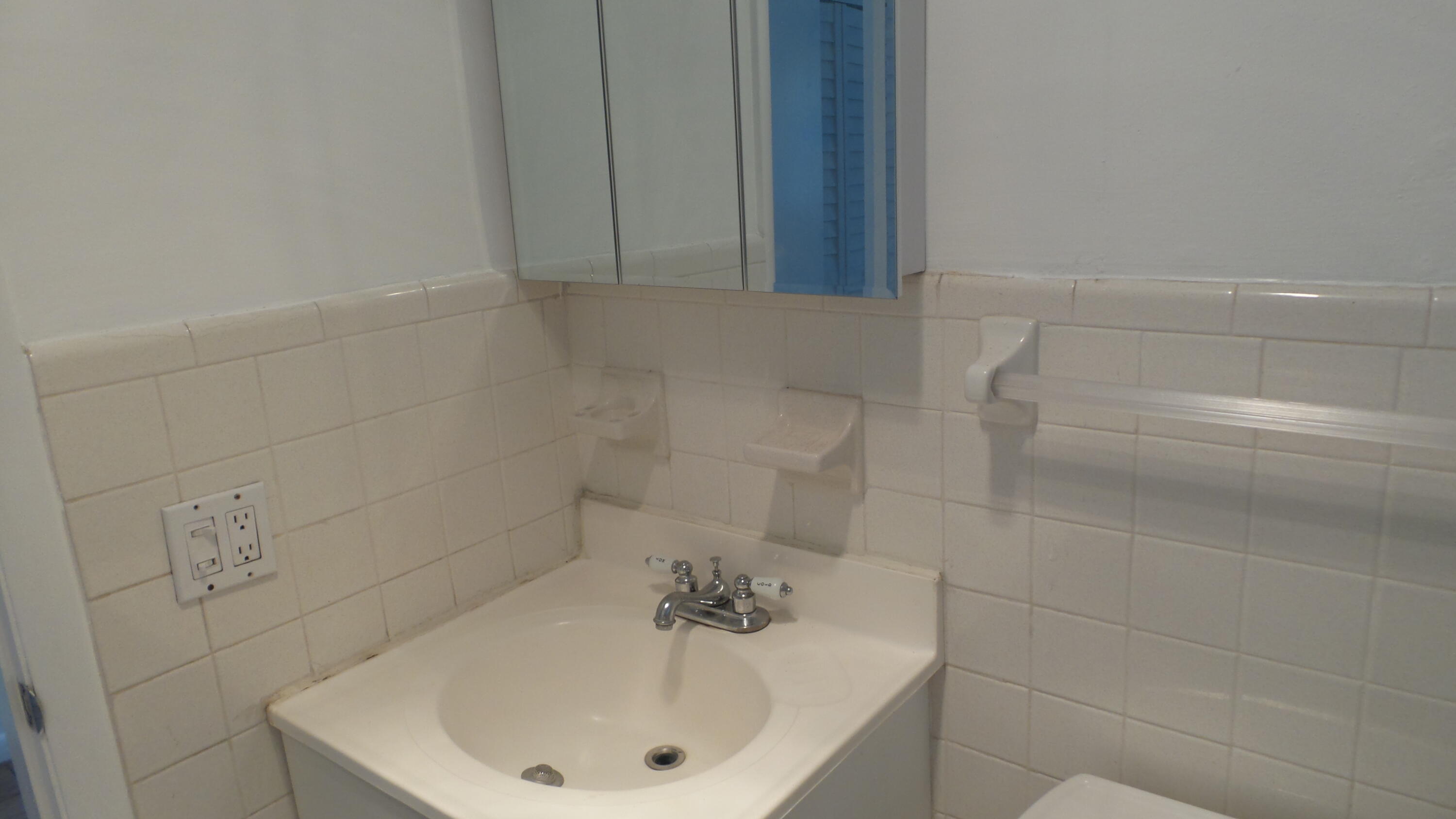 SUMMERTIME ISLES 1ST ADD - Residential Lease