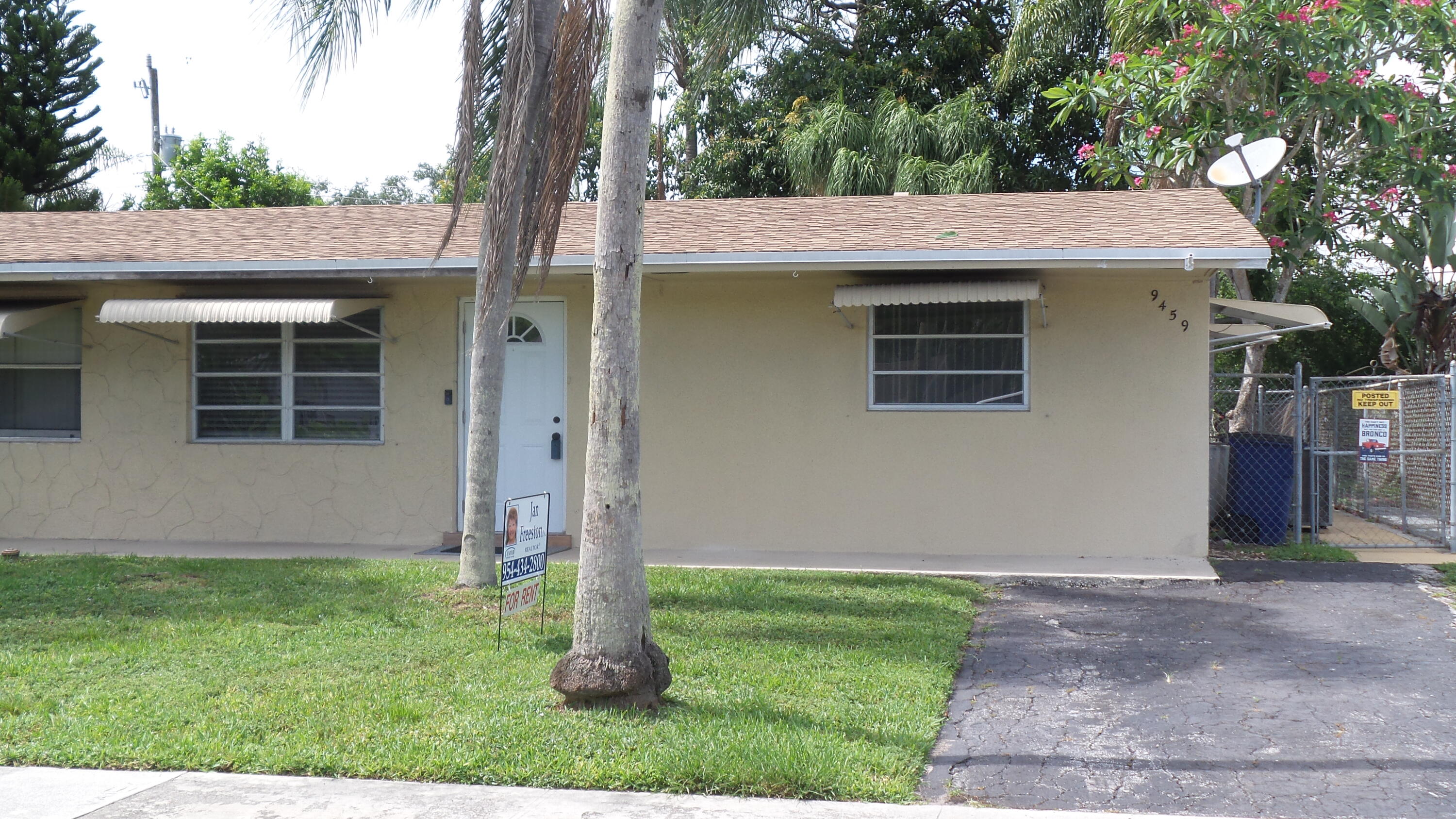 SUMMERTIME ISLES 1ST ADD - Residential Lease