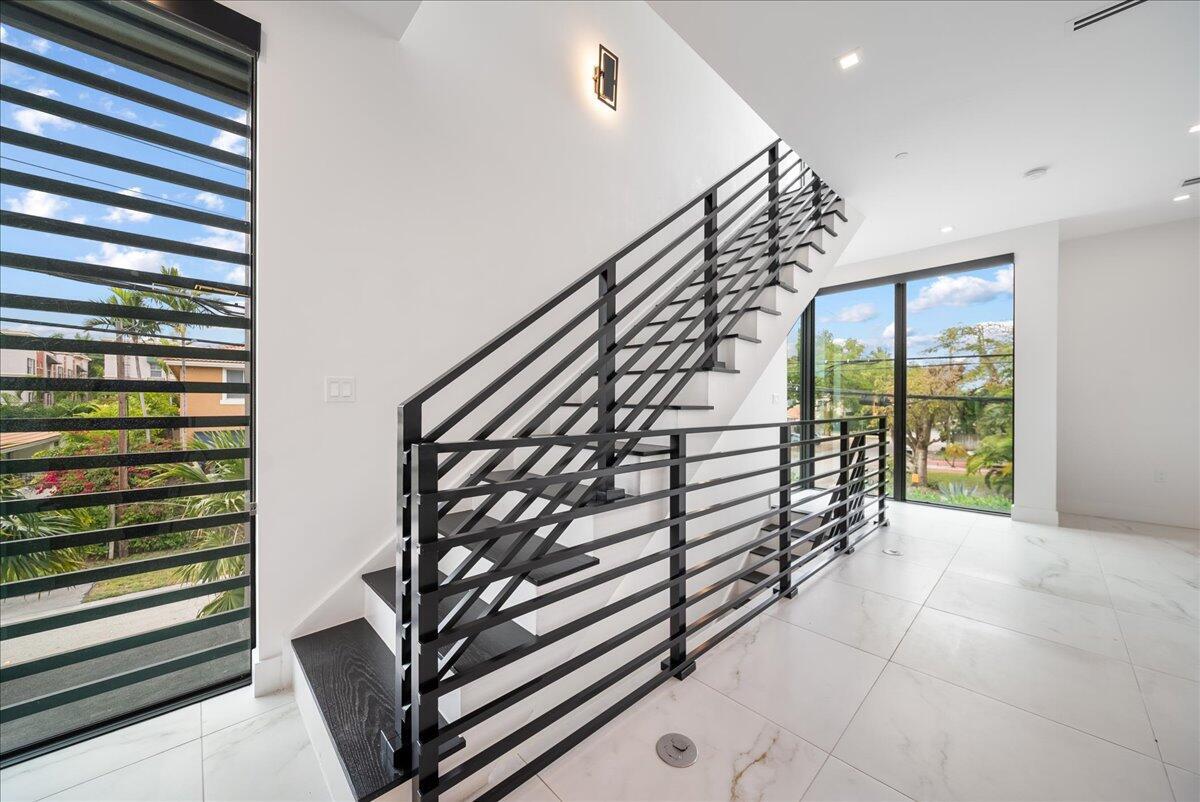 Lake Ridge - Residential Lease