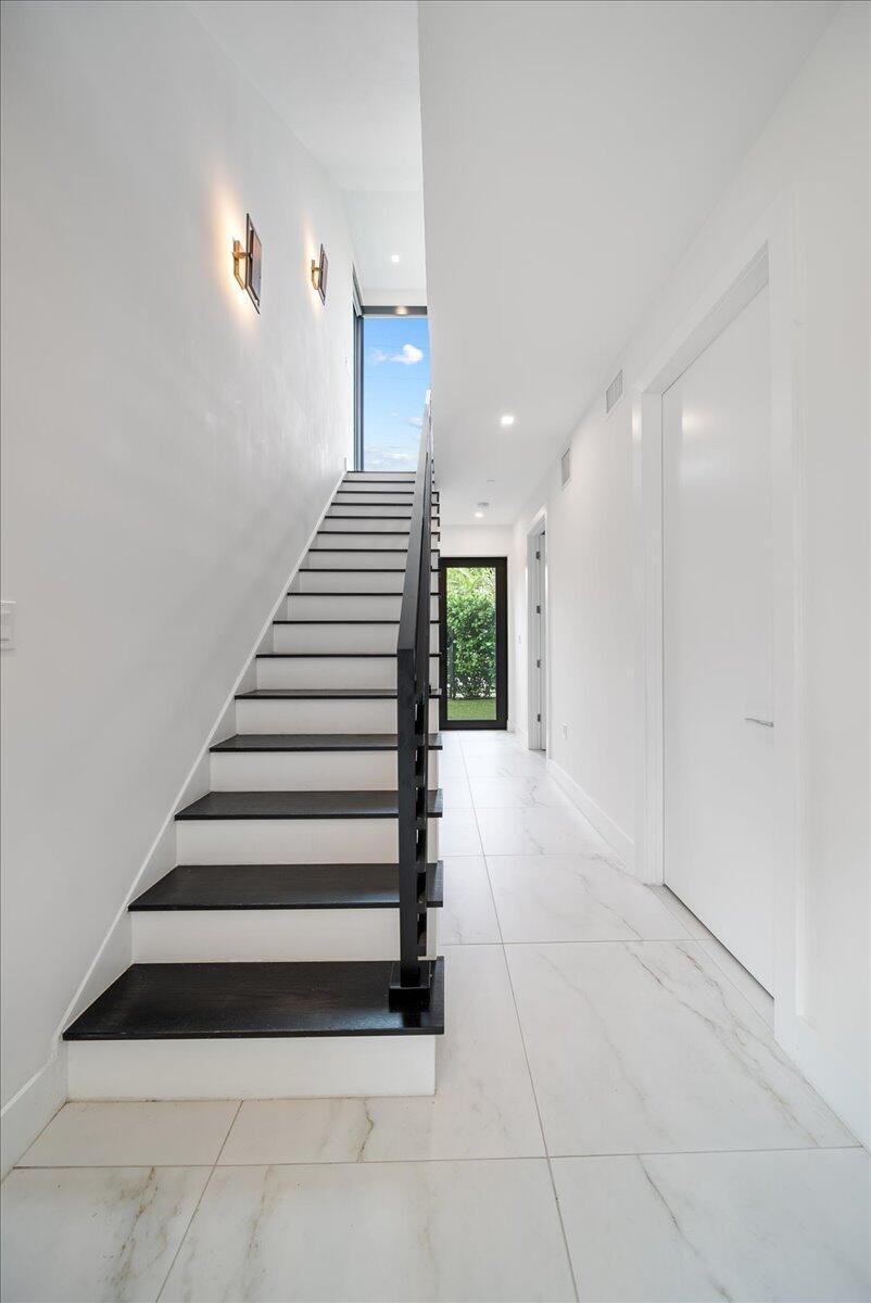 Lake Ridge - Residential Lease