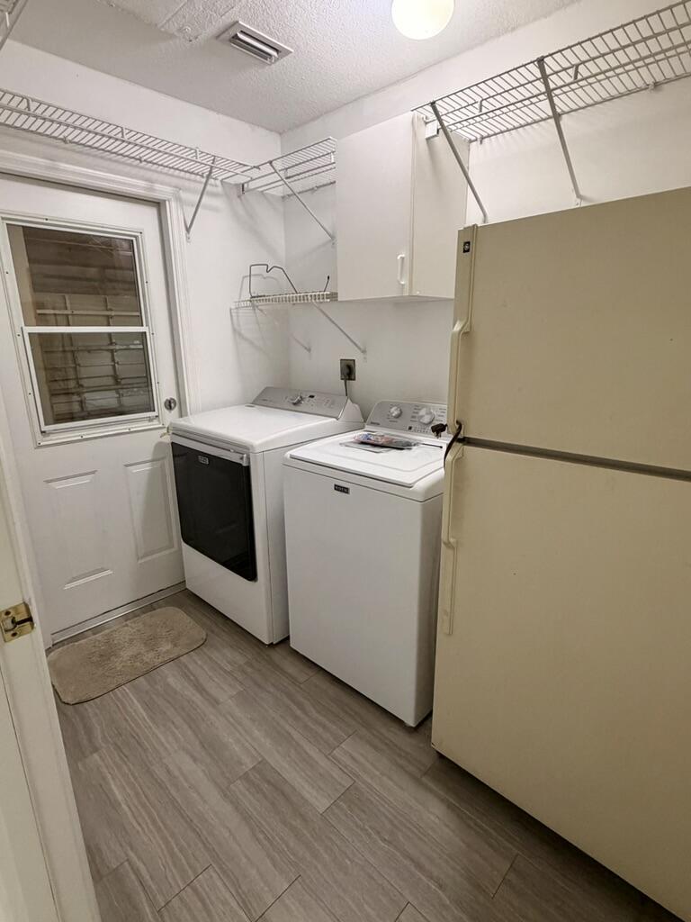 HAWTHORN - Residential Lease