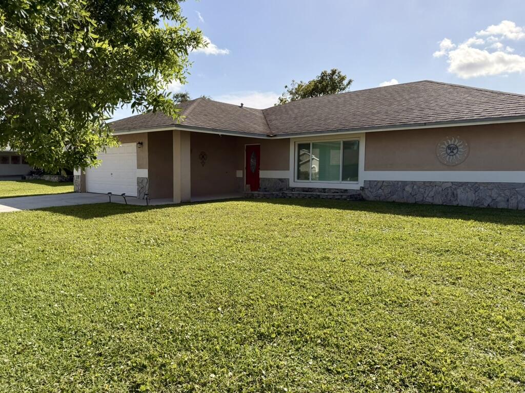 HAWTHORN - Residential Lease