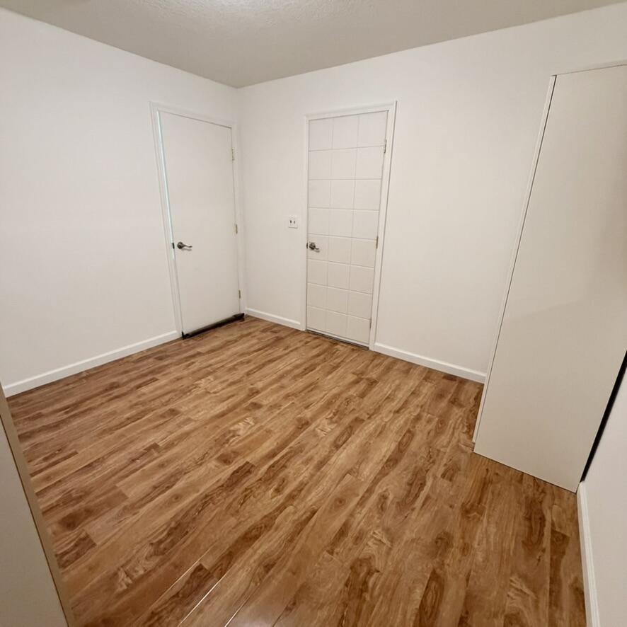 HAWTHORN - Residential Lease