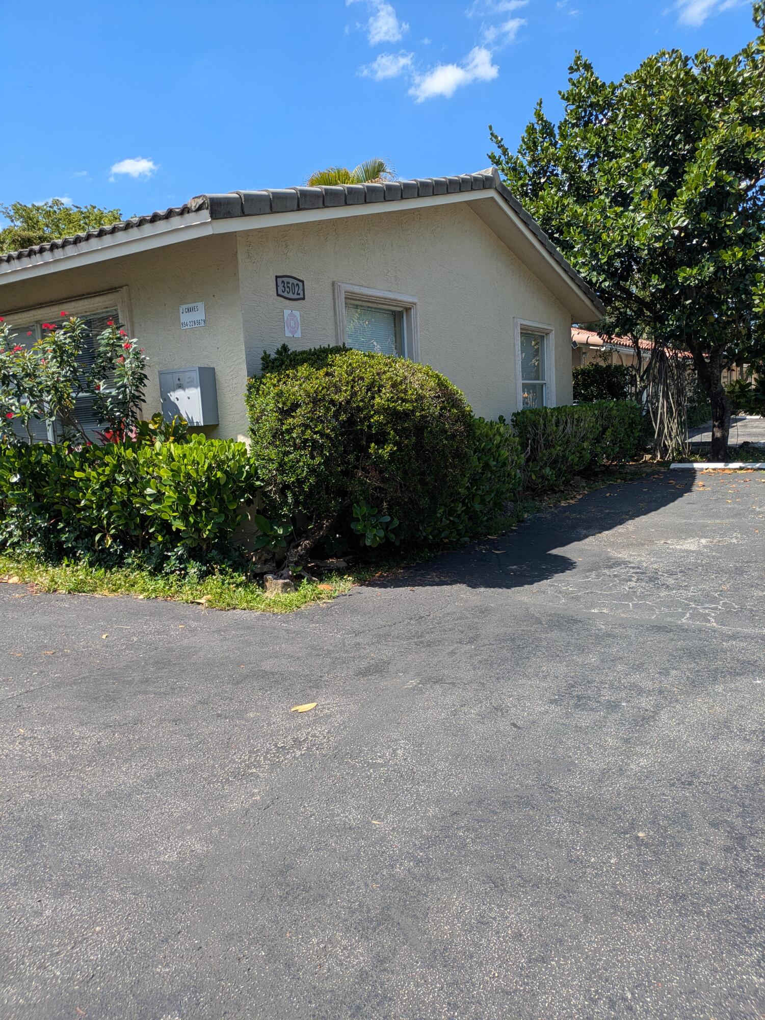CORAL SPRINGS SUB NO 1 - Residential Lease