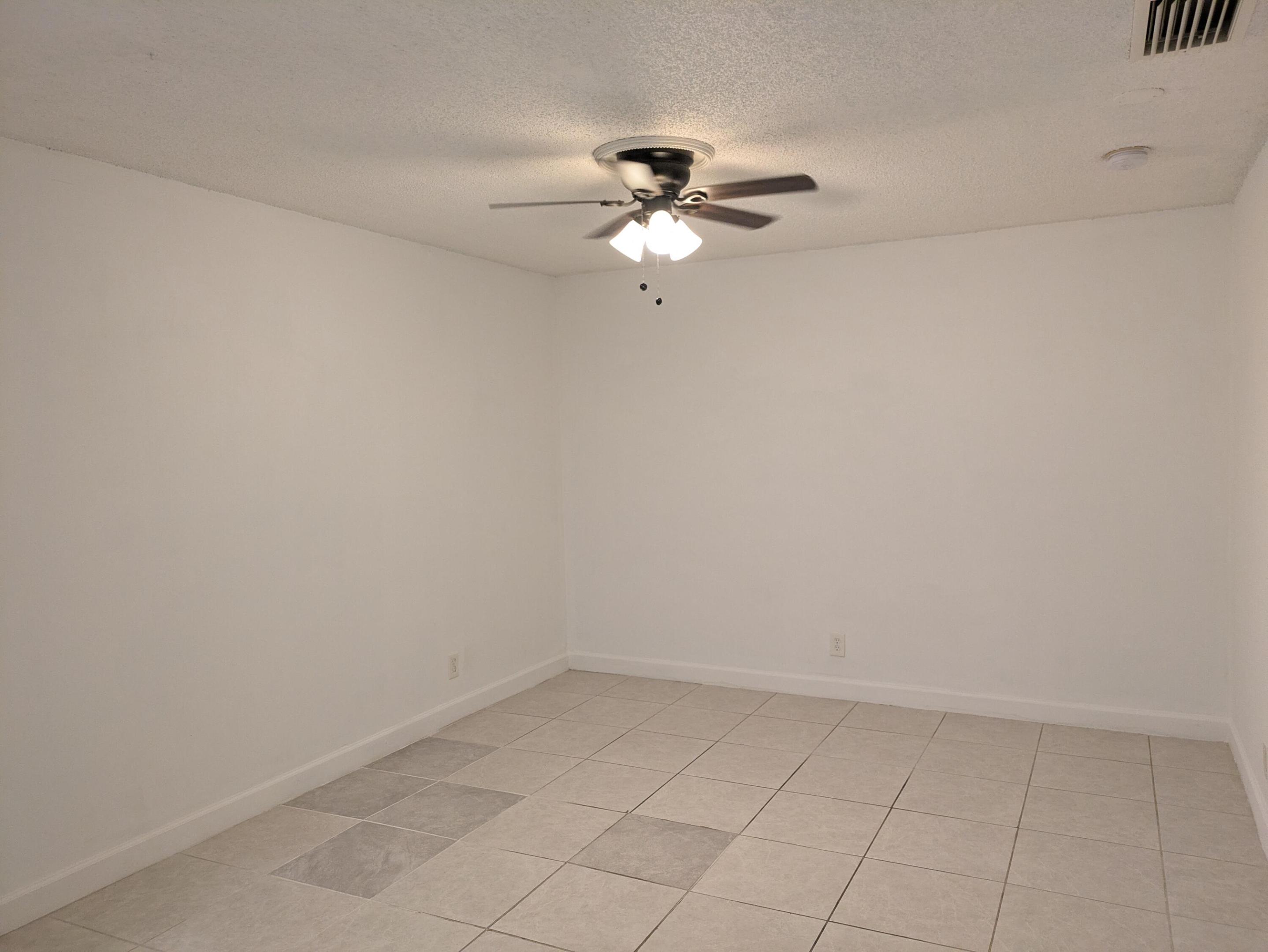 CORAL SPRINGS SUB NO 1 - Residential Lease
