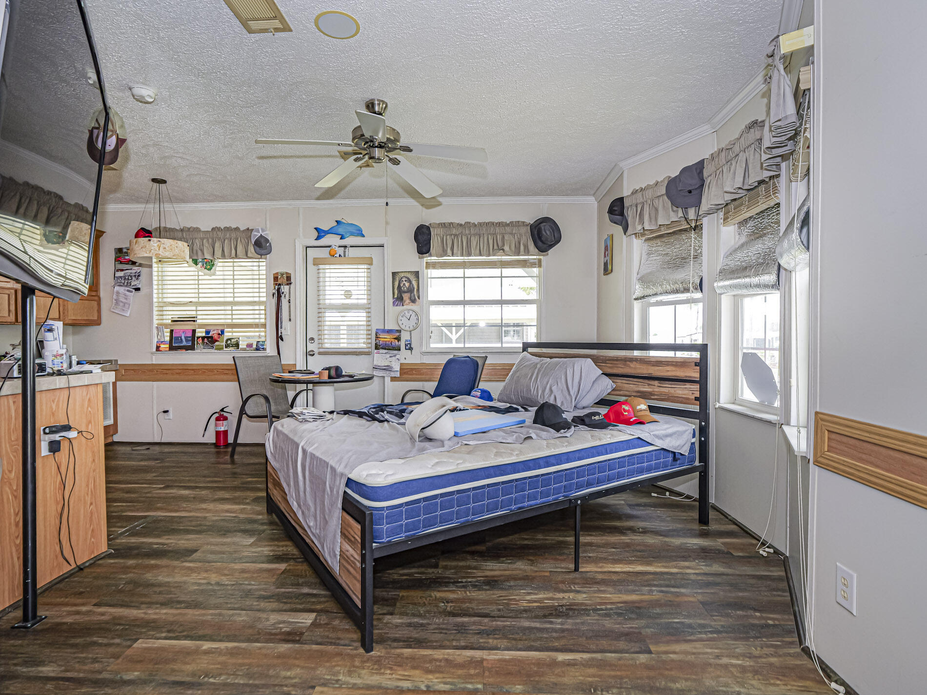 BREEZY VILLAGE MOBILE HOME SUBDIVISION UNIT 1 - Residential