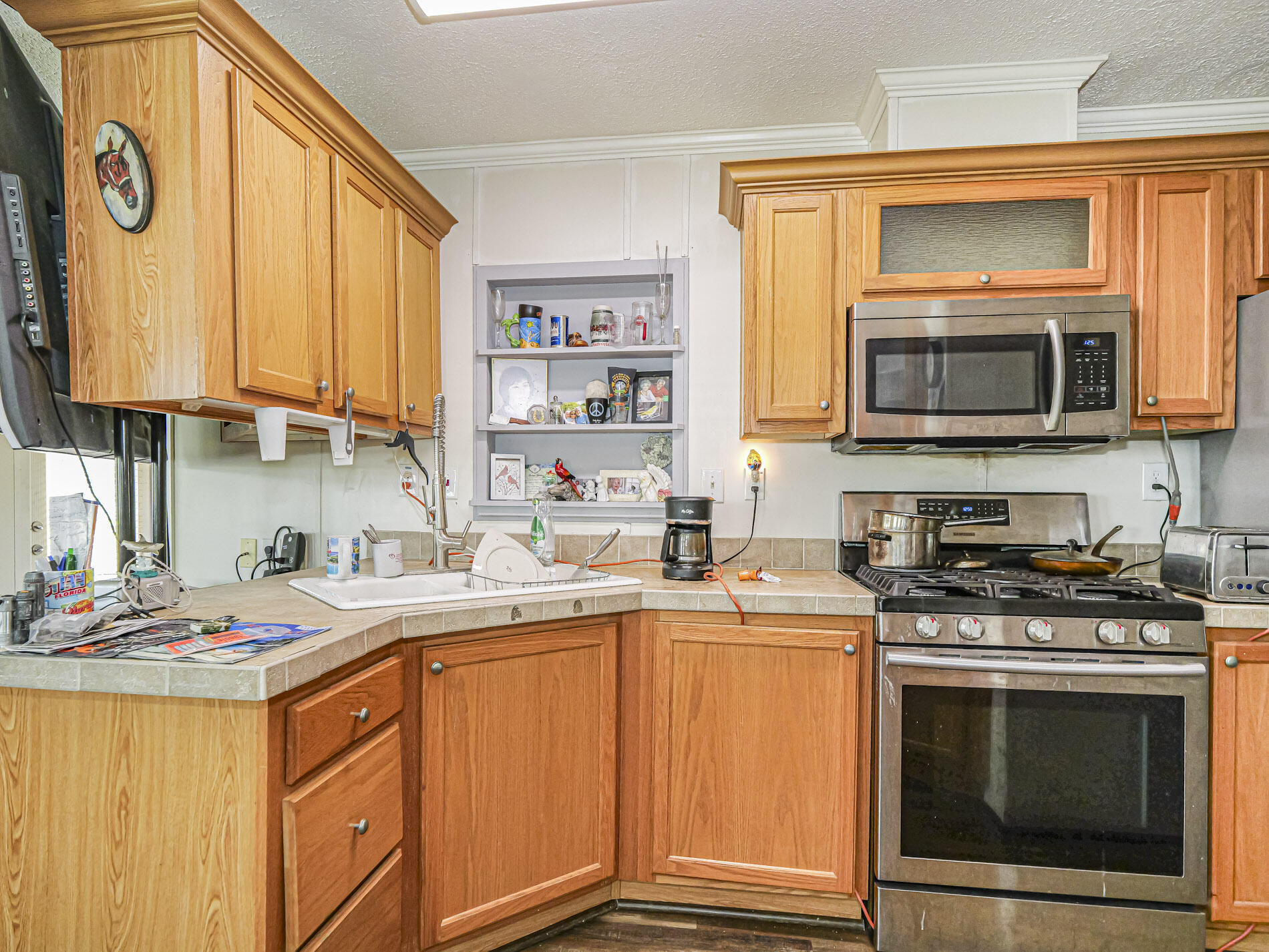 BREEZY VILLAGE MOBILE HOME SUBDIVISION UNIT 1 - Residential