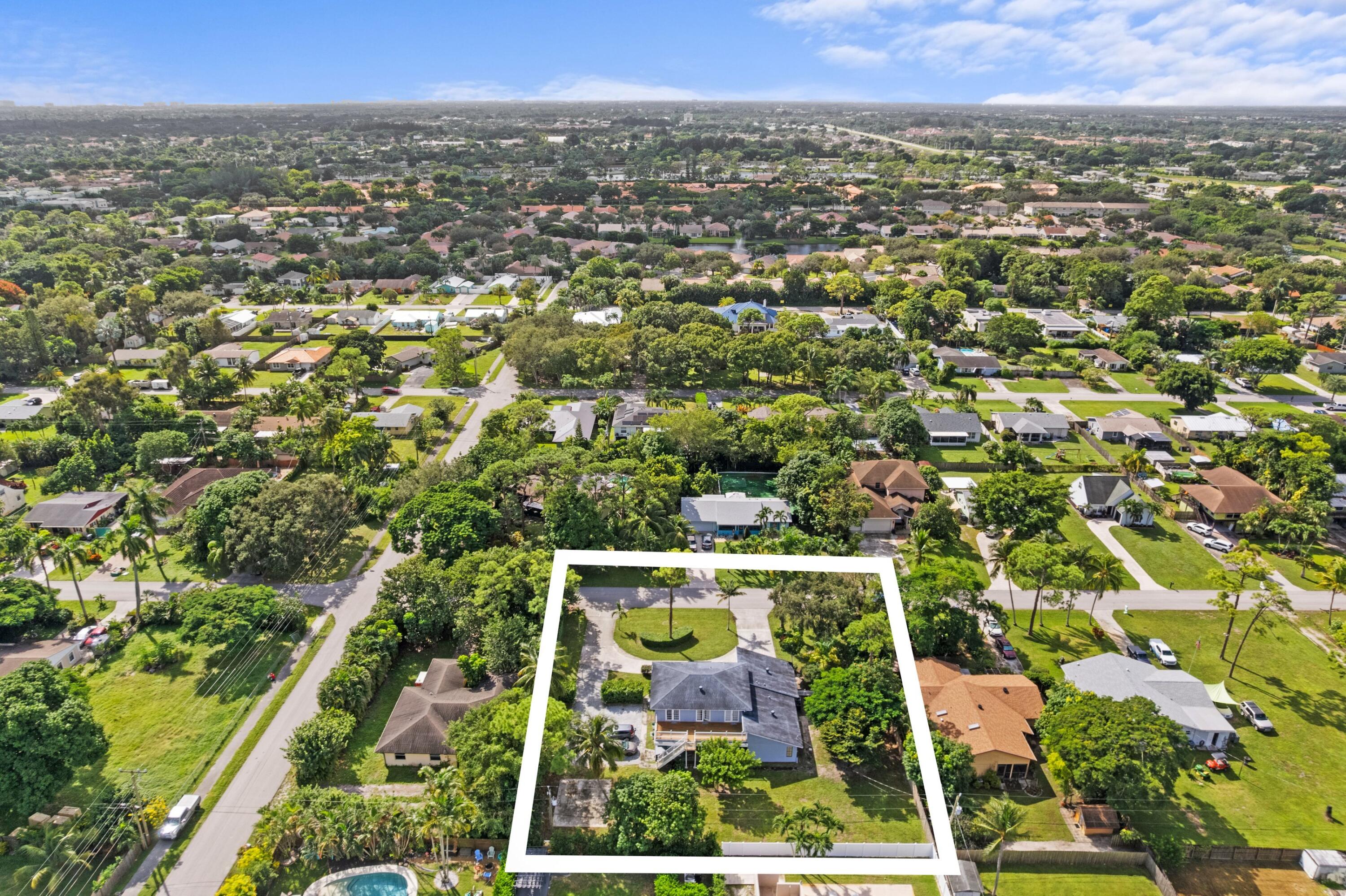DELRAY GARDEN ESTATES 3 - Residential Income
