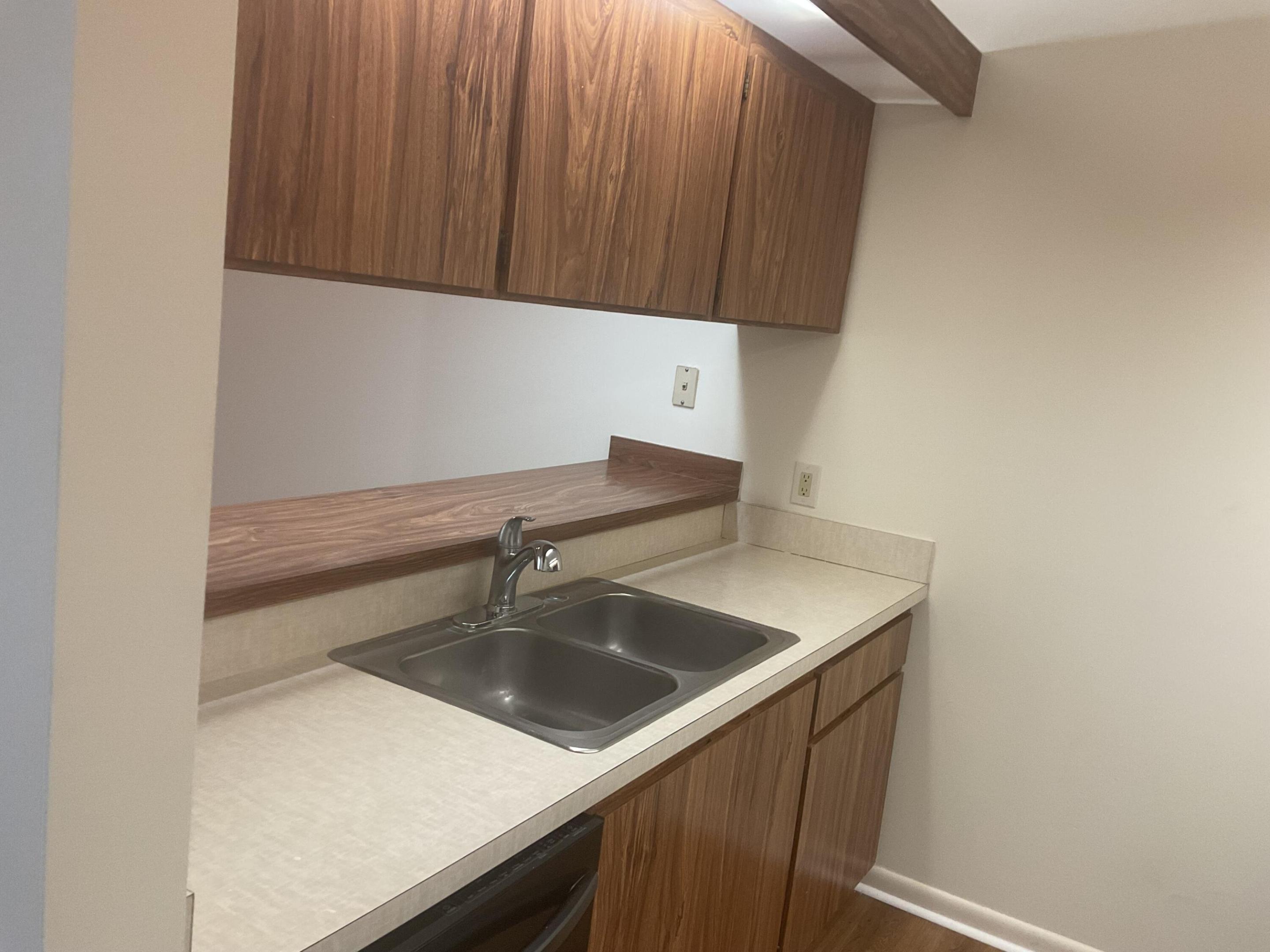 LAKES AT THE BLUFFS - Residential Lease