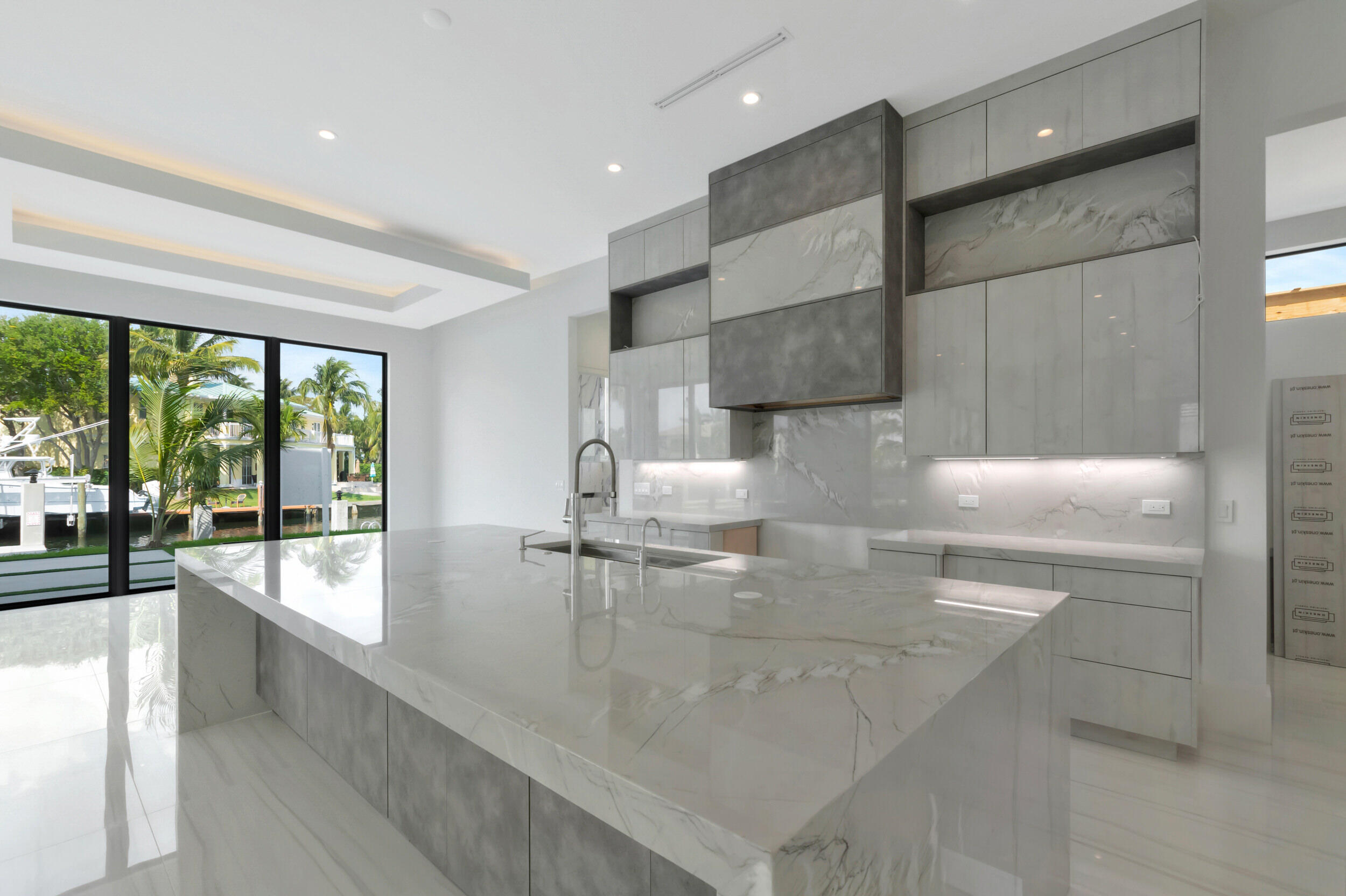 BOCA HARBOUR ISLAND SEC - Residential