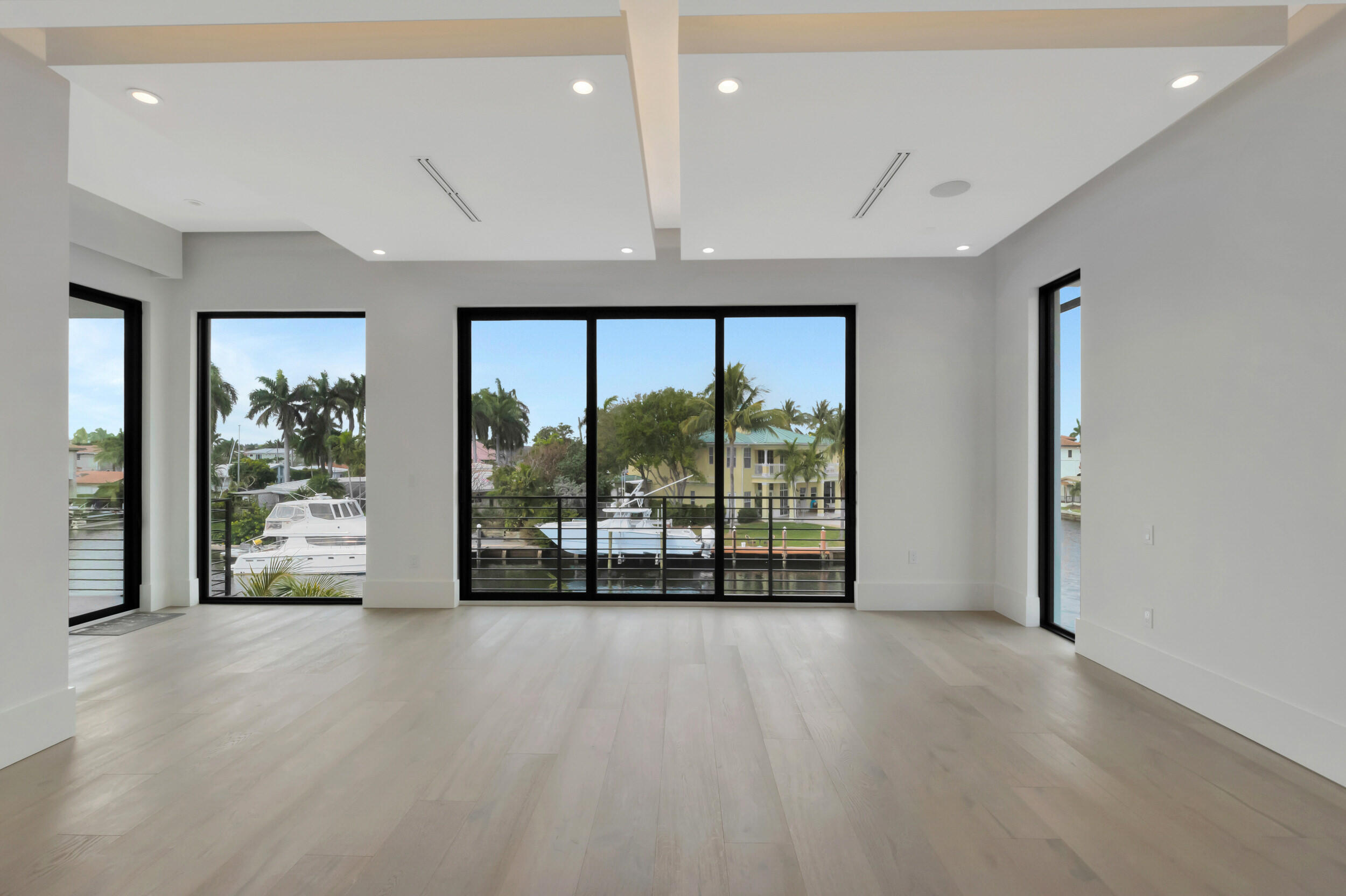 BOCA HARBOUR ISLAND SEC - Residential