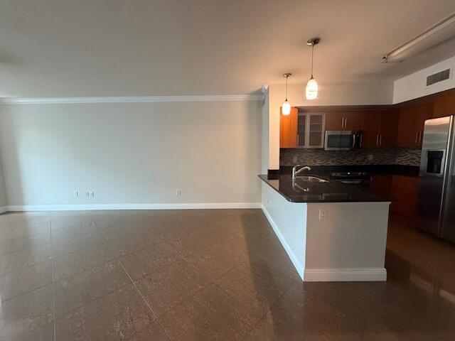 PRADO CONDO - Residential Lease