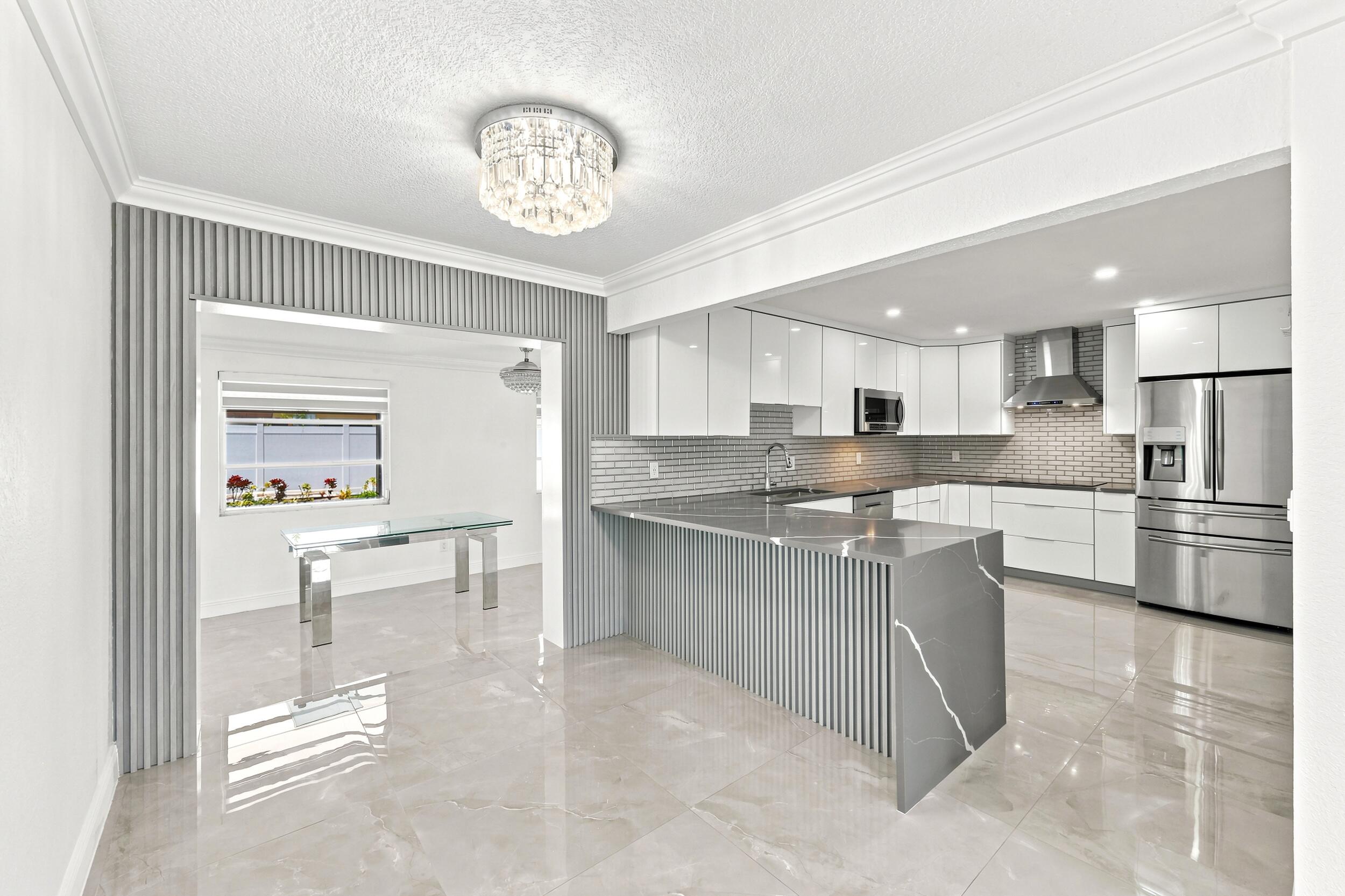 CRESTHAVEN OF PALM BEACH 1 - Residential Lease
