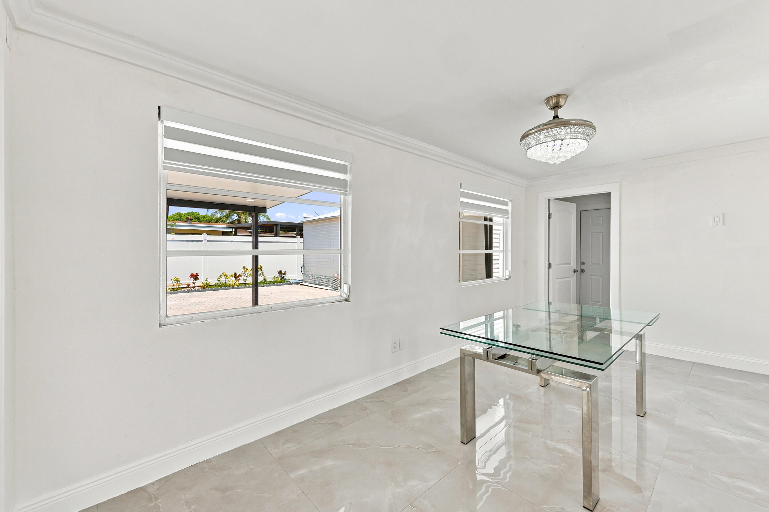 CRESTHAVEN OF PALM BEACH 1 - Residential Lease