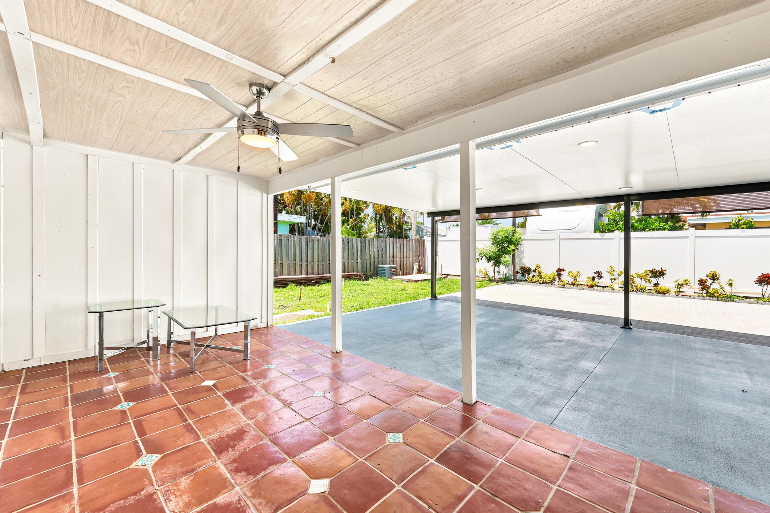 CRESTHAVEN OF PALM BEACH 1 - Residential Lease