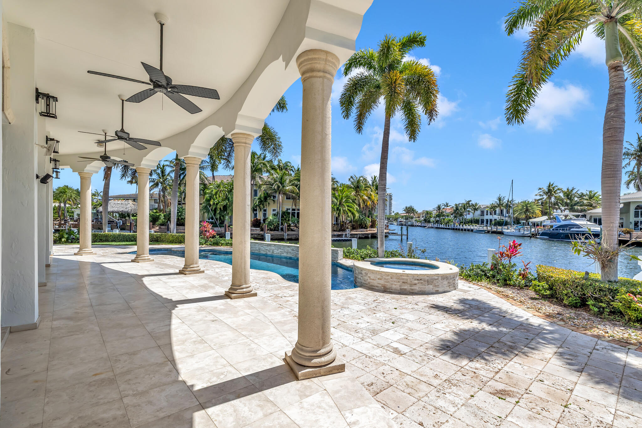 VENETIAN ISLES 1ST SEC - Residential